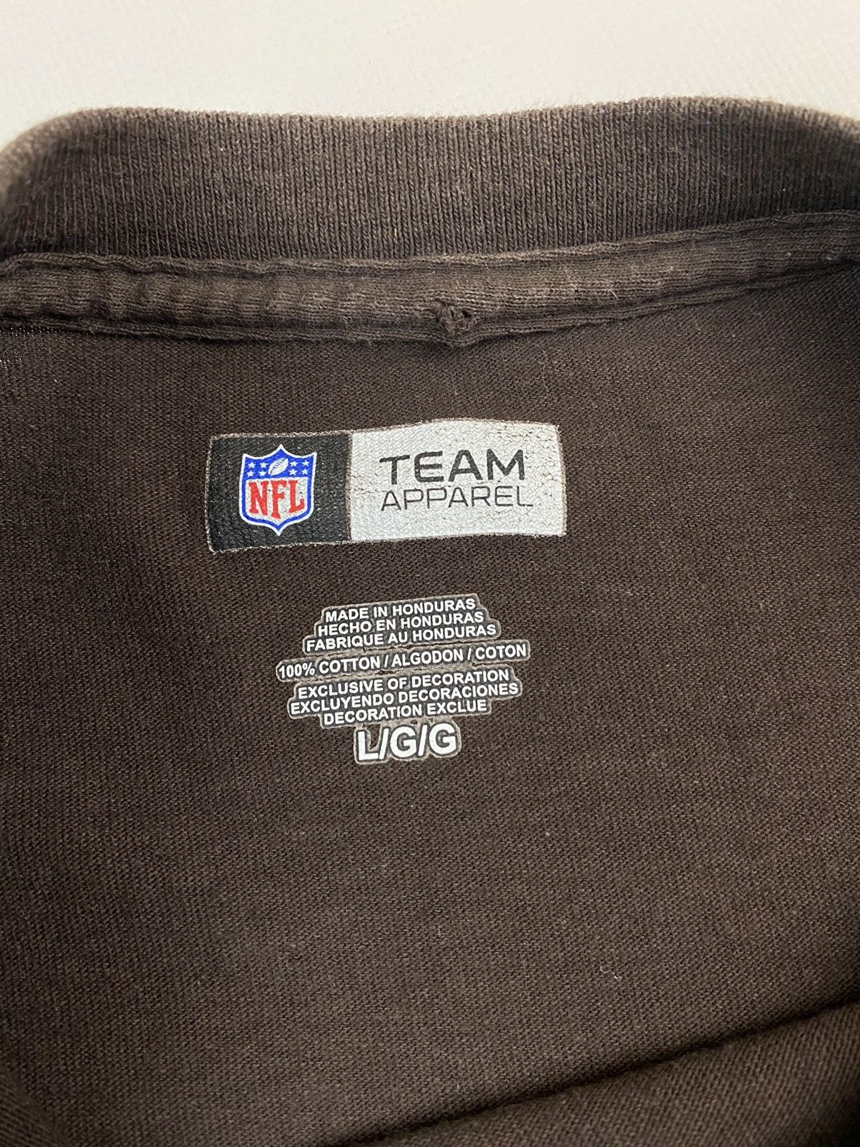 NFL × Vintage Vintage NFL Faded Cleveland Browns Football T-Shirt Size L Size US L / EU 52-54 / 3 - 7 Thumbnail