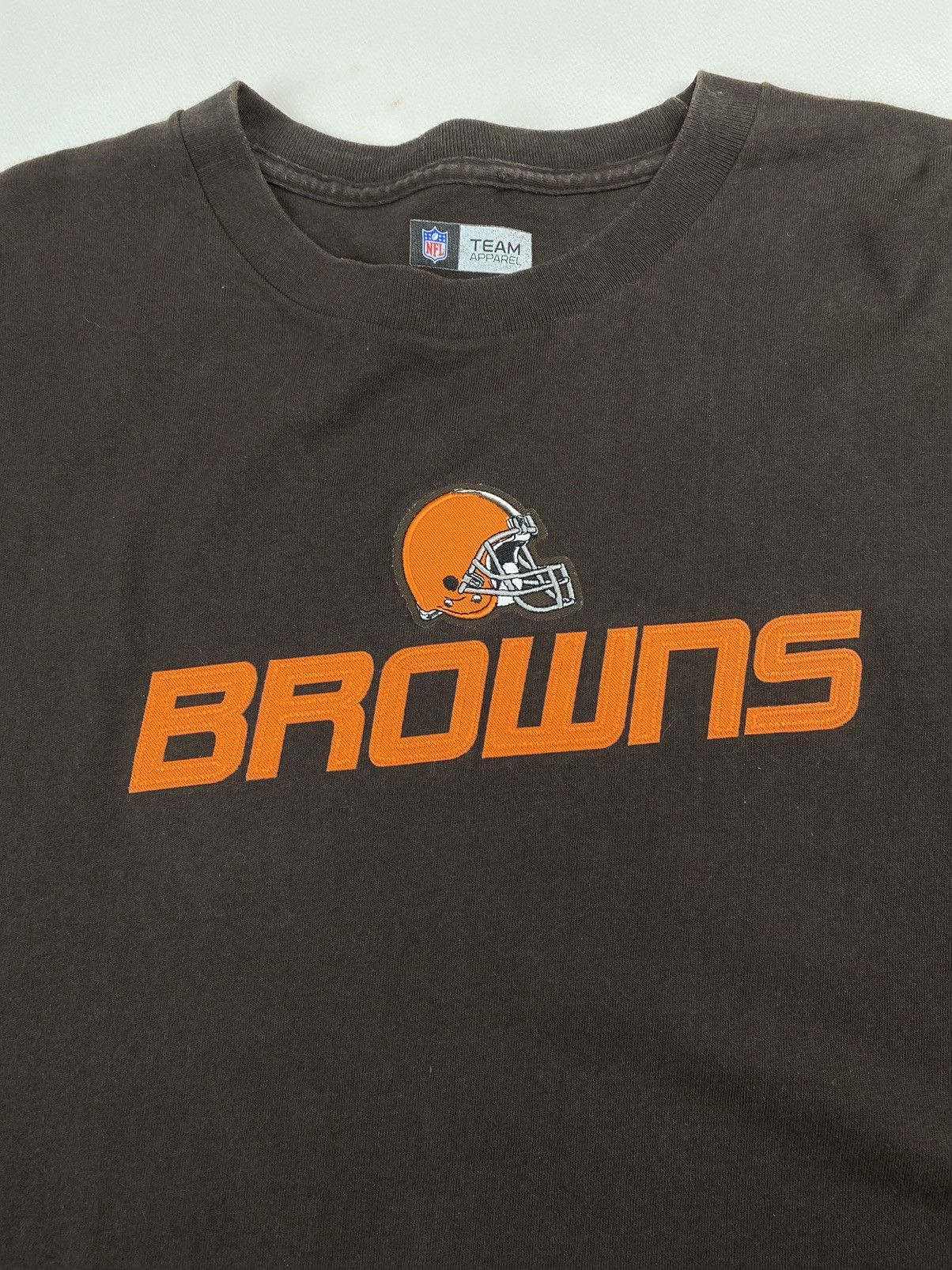 NFL × Vintage Vintage NFL Faded Cleveland Browns Football T-Shirt Size L Size US L / EU 52-54 / 3 - 5 Thumbnail