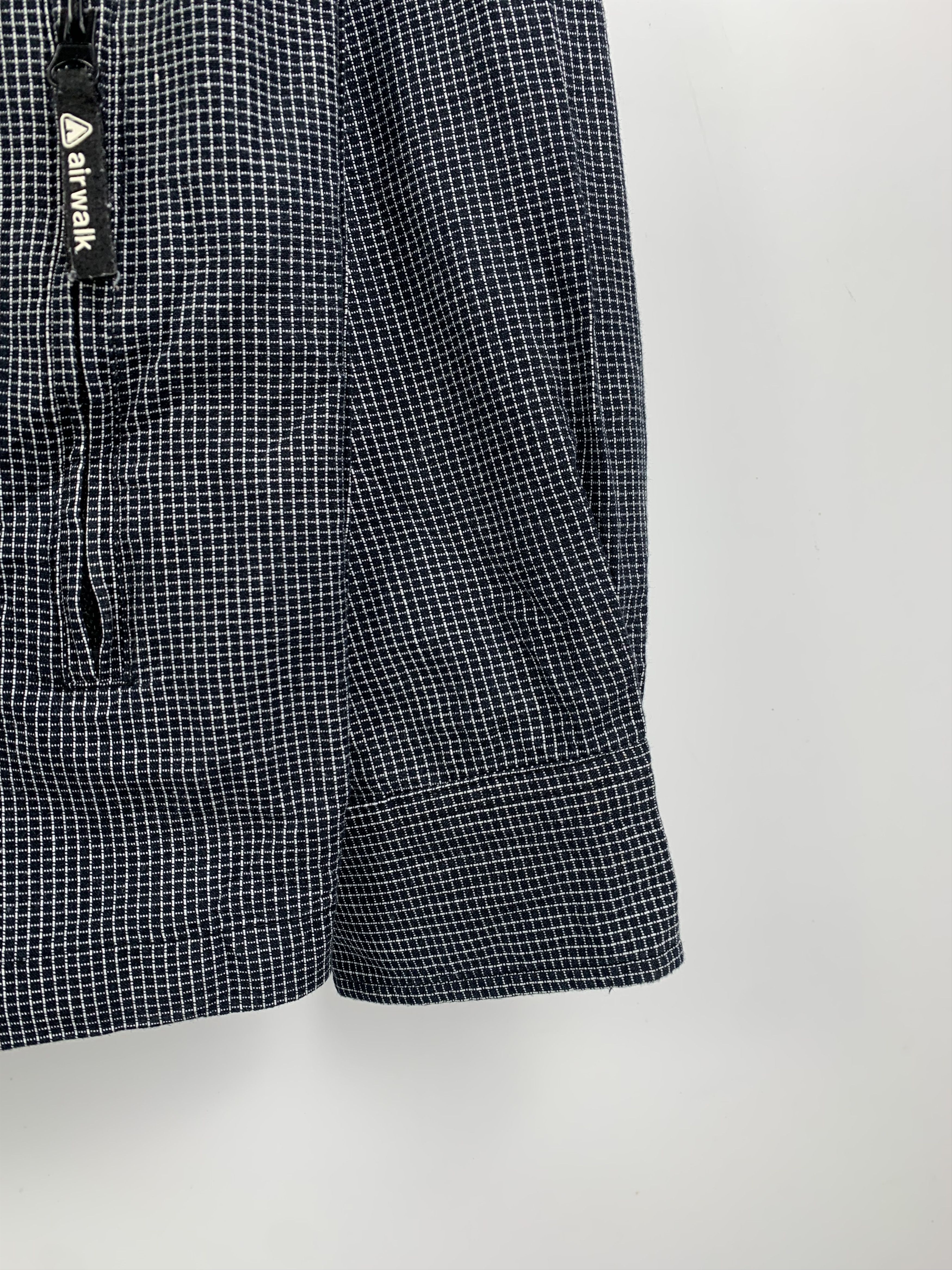 Airwalk Vintage AIRWALK Checkered Zip Up Light Jacket Size US L / EU 52-54 / 3 - 7 Thumbnail