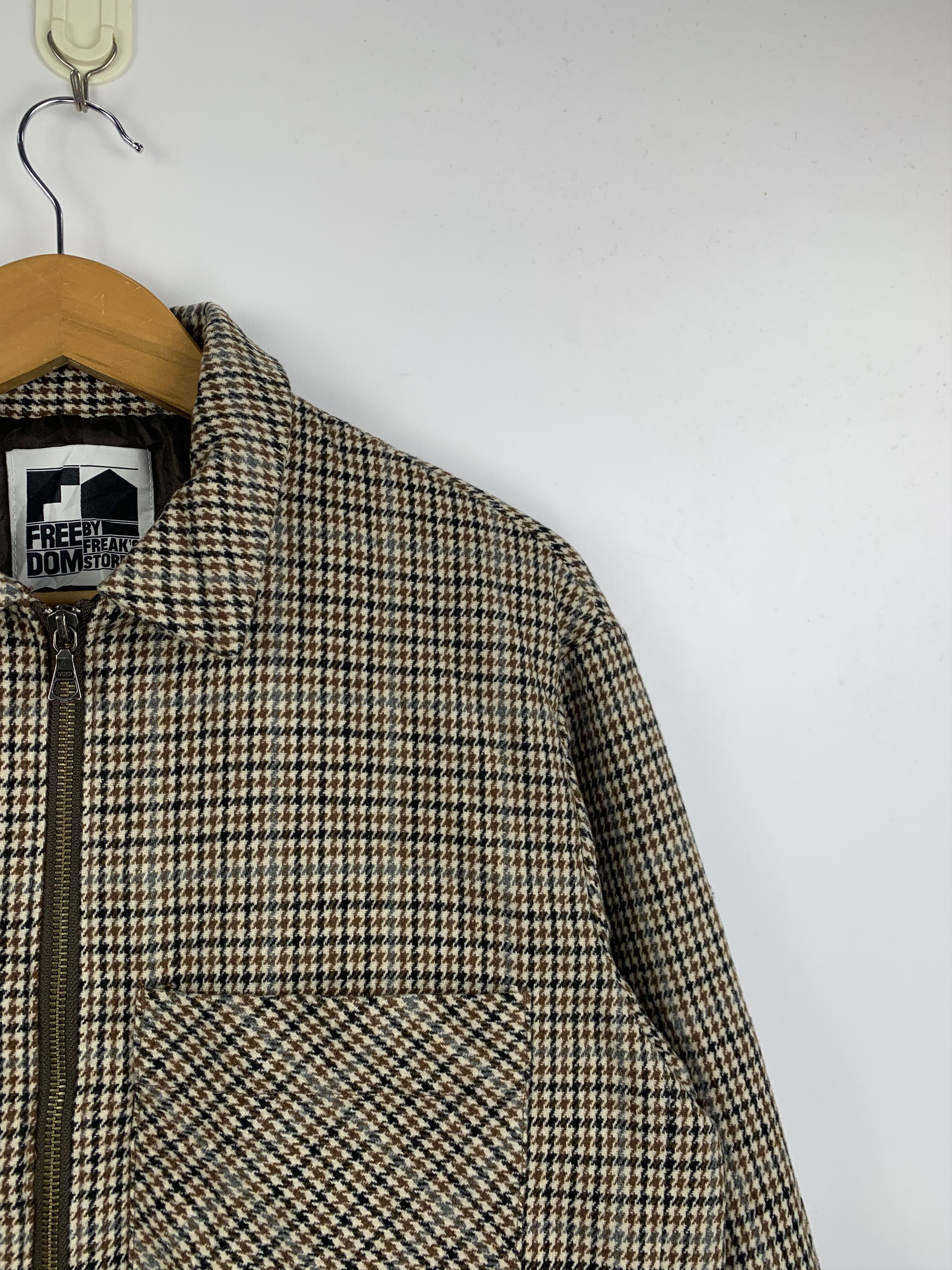 Vintage Vintage Freedom Freak Checkered Zip Up Down Jacket Size US M / EU 48-50 / 2 - 4 Thumbnail