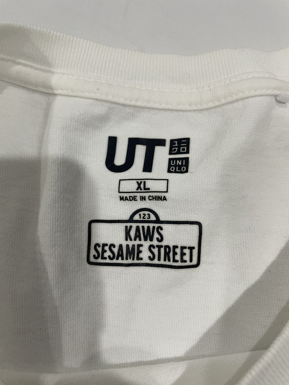 Kaws Vintage KAWS x Sesame Street Tee Size US XL / EU 56 / 4 - 11 Thumbnail