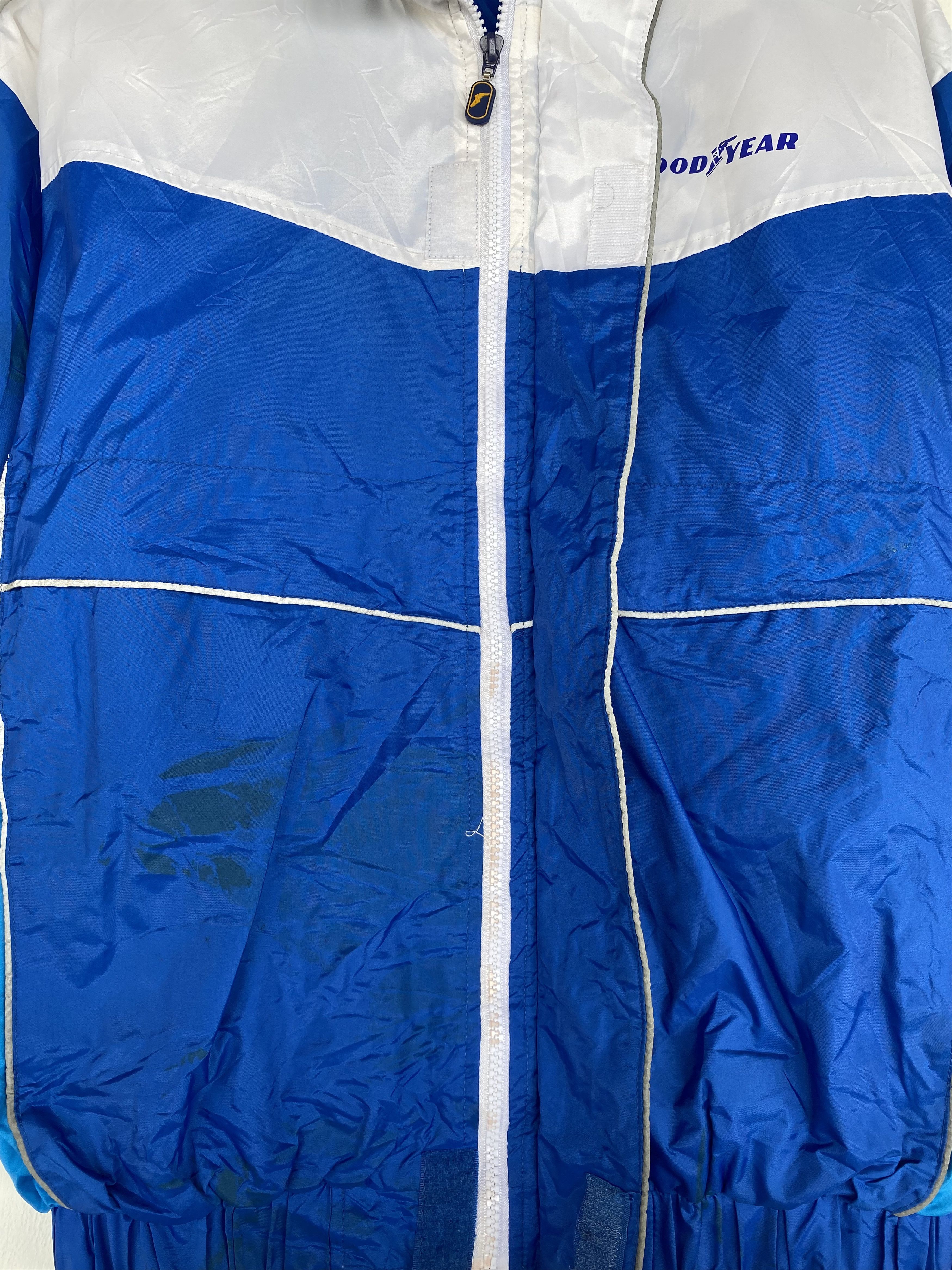Other 💥VINTAGE GOOD YEAR hybrid racing Eagle LS2000 sweater Size US L / EU 52-54 / 3 - 6 Thumbnail