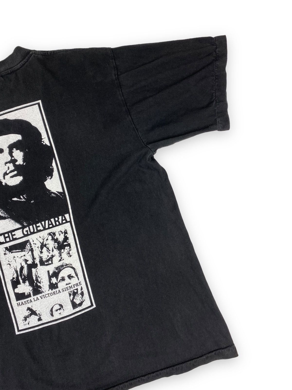 Vintage Vintage 90s The Guevara T Shirt Size L Size US L / EU 52-54 / 3 - 13 Thumbnail