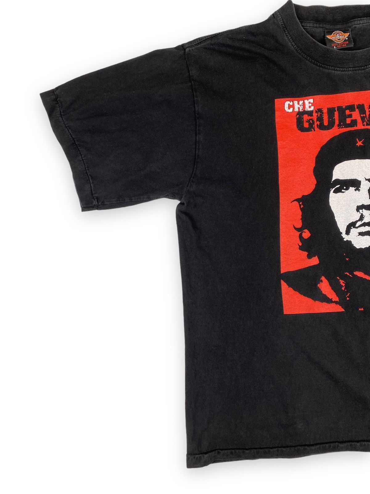 Vintage Vintage 90s The Guevara T Shirt Size L Size US L / EU 52-54 / 3 - 5 Thumbnail