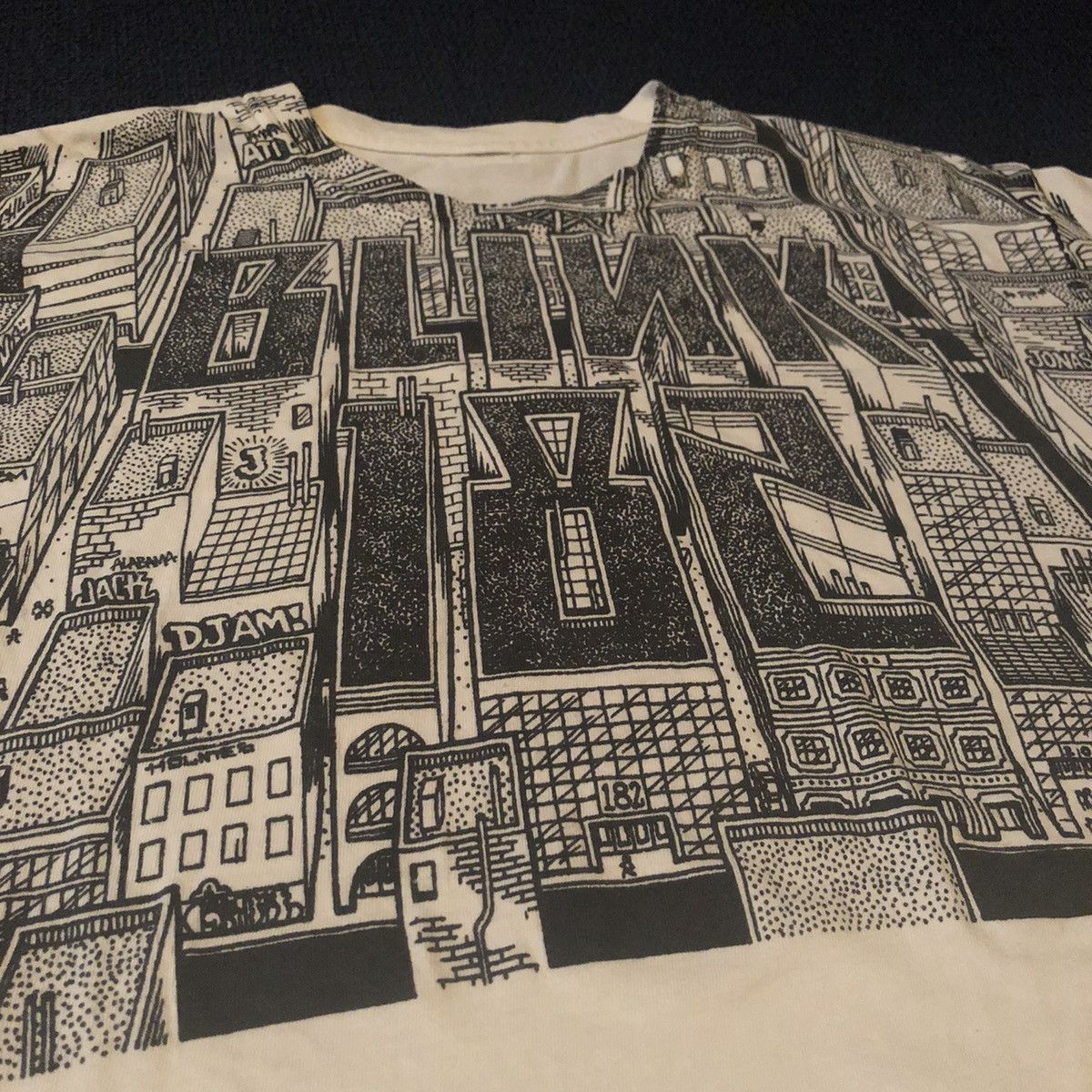 Band Tees Vintage Y2K Blink 182 City Buildings Big Print Band Logo Tee Size US M / EU 48-50 / 2 - 2 Thumbnail