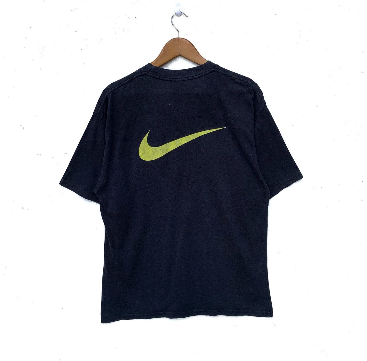 Vintage 90s Nike Swoosh Tshirt Mirror Print *SIZE FIT M-L*