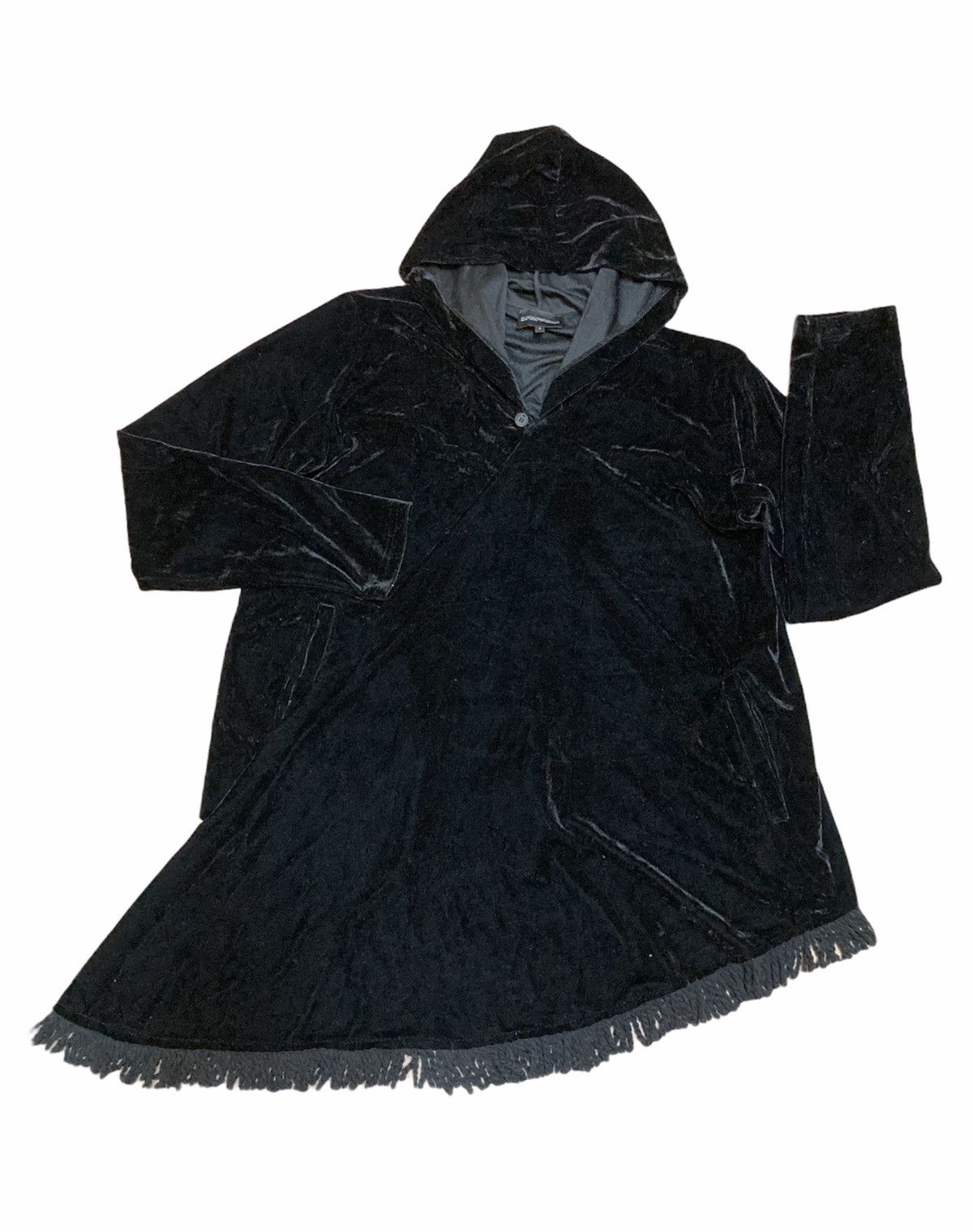 EMPERIO ARMANI VELVET CAPES