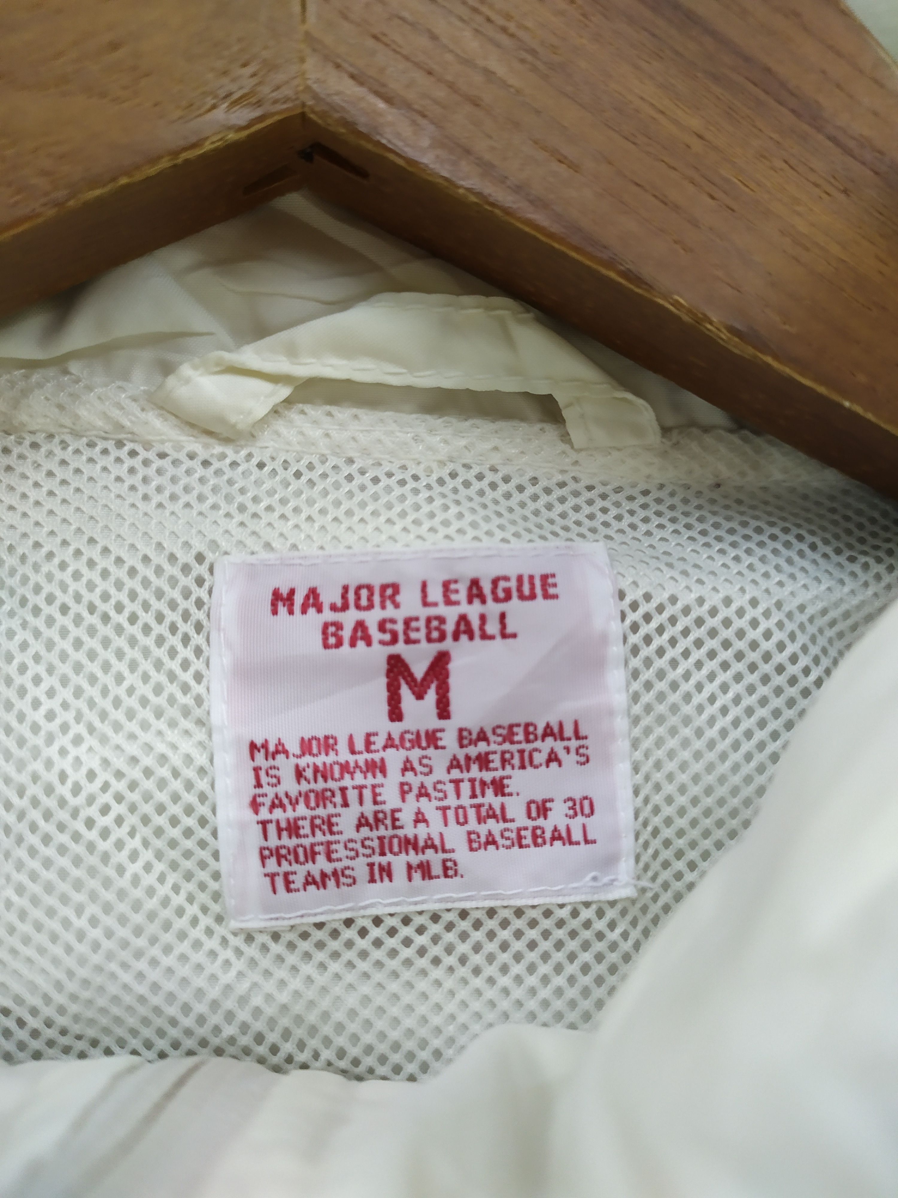 New York Yankees × Uniqlo × Vintage Rare !! Vintage New York Yankees Jacket Size US S / EU 44-46 / 1 - 3 Thumbnail