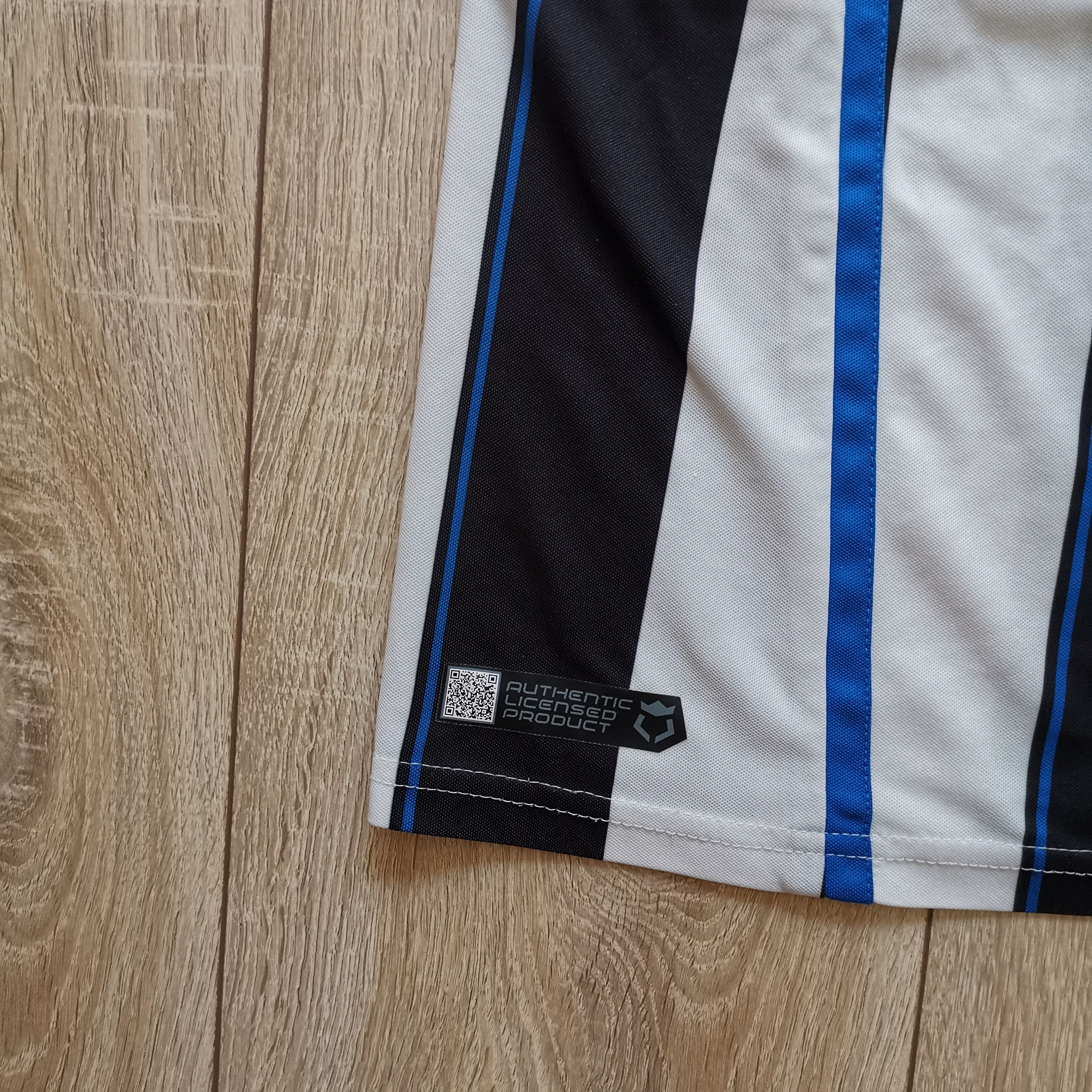 Puma Puma Newcastle 2013 2014 home soccer jersey football Size US XL / EU 56 / 4 - 3 Thumbnail