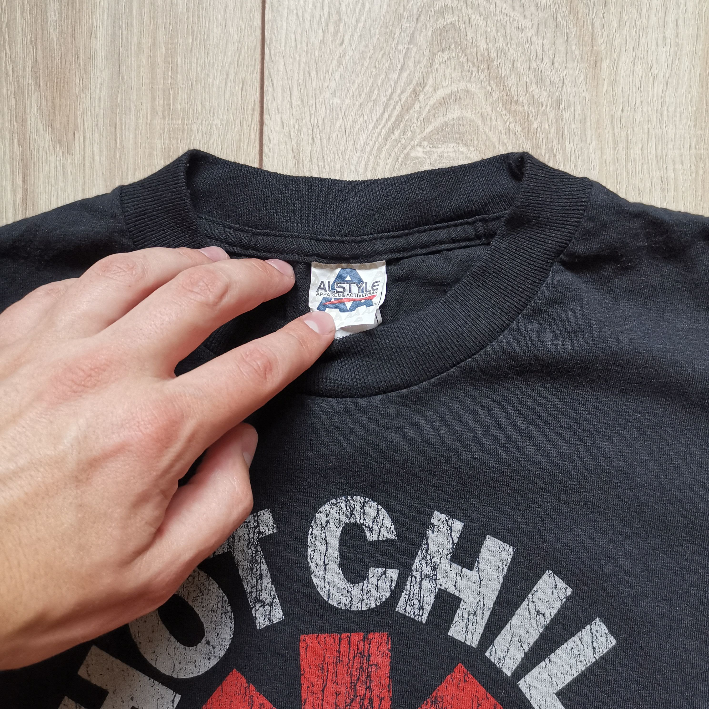 Band Tees × Vintage Red Hot Chili Peppers Logo Vintage RHCP Band Tee Size US M / EU 48-50 / 2 - 4 Thumbnail