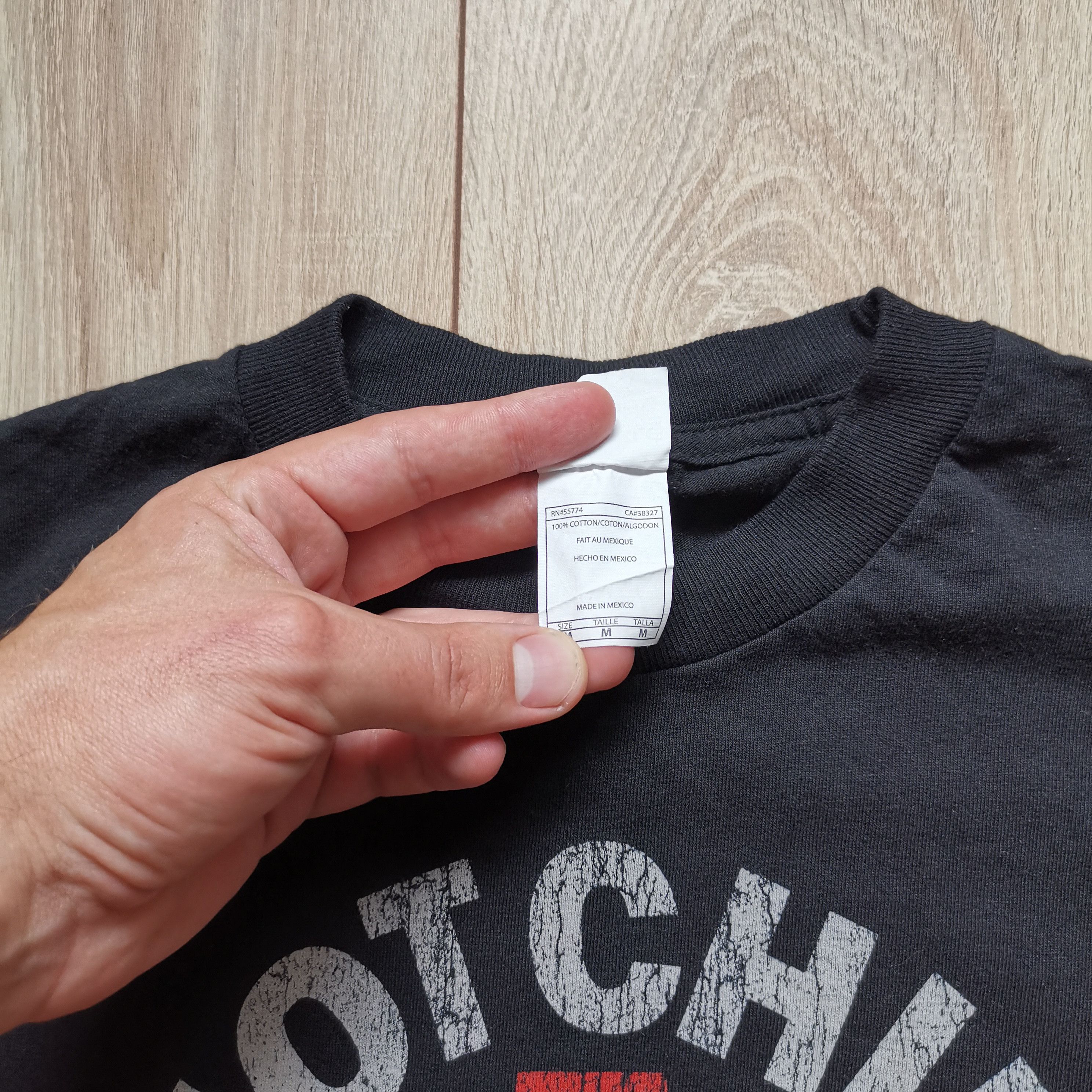 Band Tees × Vintage Red Hot Chili Peppers Logo Vintage RHCP Band Tee Size US M / EU 48-50 / 2 - 3 Thumbnail