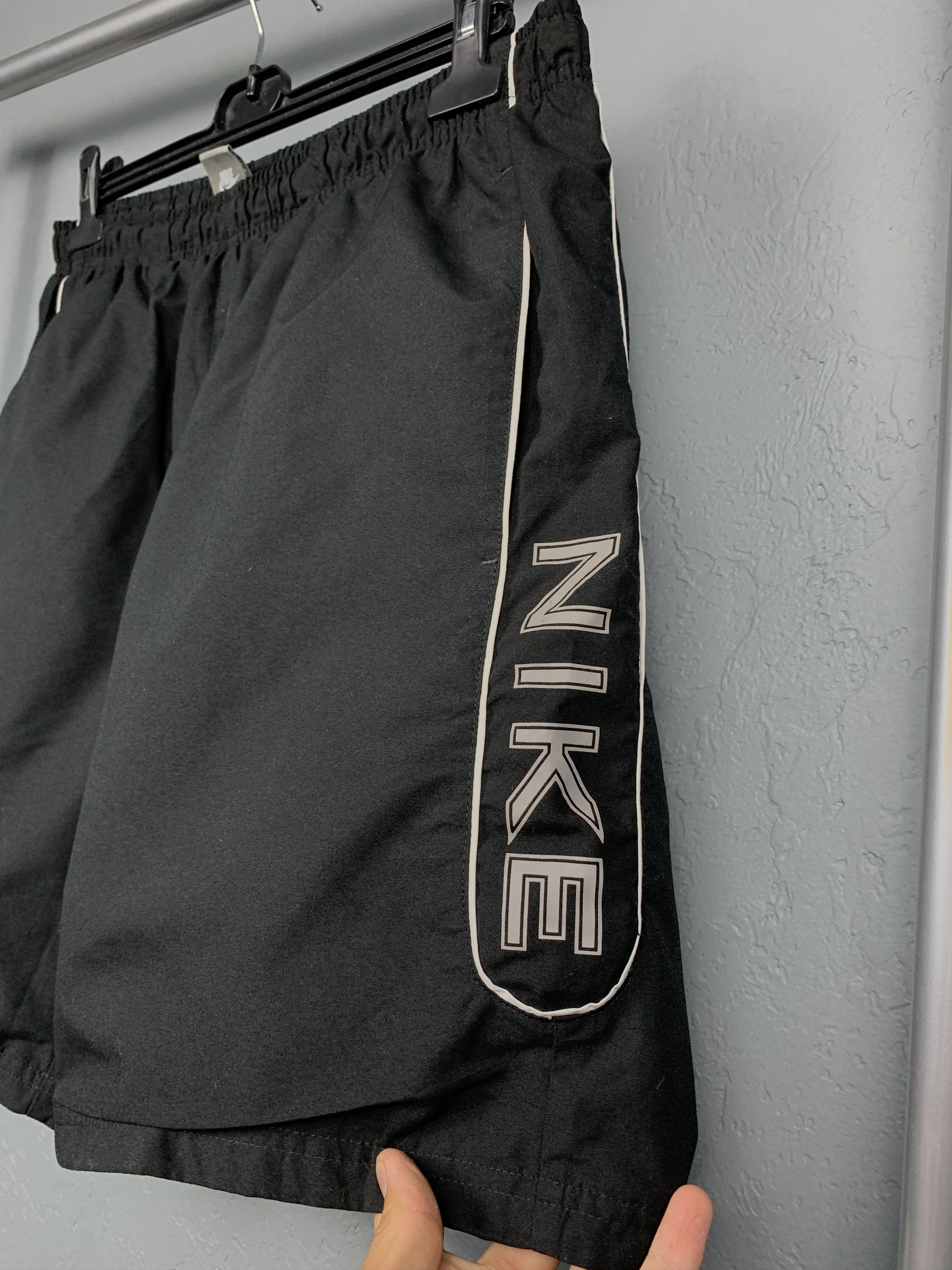 Nike × Vintage Nike Vintage Mens Nylon Shorts Y2K Big Logo Swoosh Size US 36 / EU 52 - 2 Thumbnail