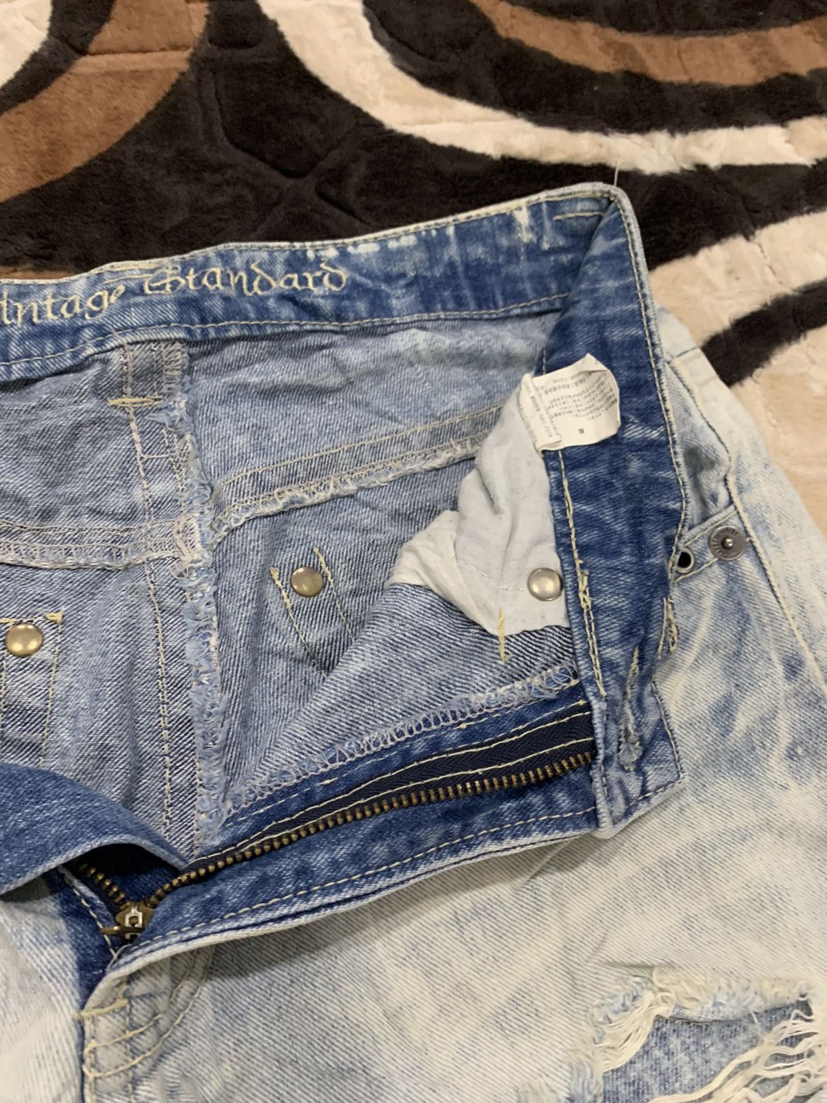 Japanese Brand THE VINTAGE STANDARD Studded Original Jean Distressed Denim Size US 30 / EU 46 - 18 Thumbnail
