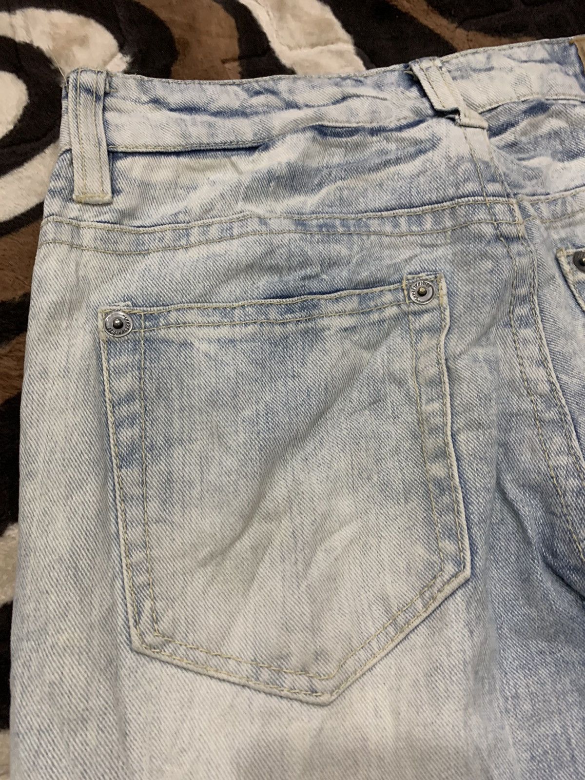 Japanese Brand THE VINTAGE STANDARD Studded Original Jean Distressed Denim Size US 30 / EU 46 - 14 Thumbnail