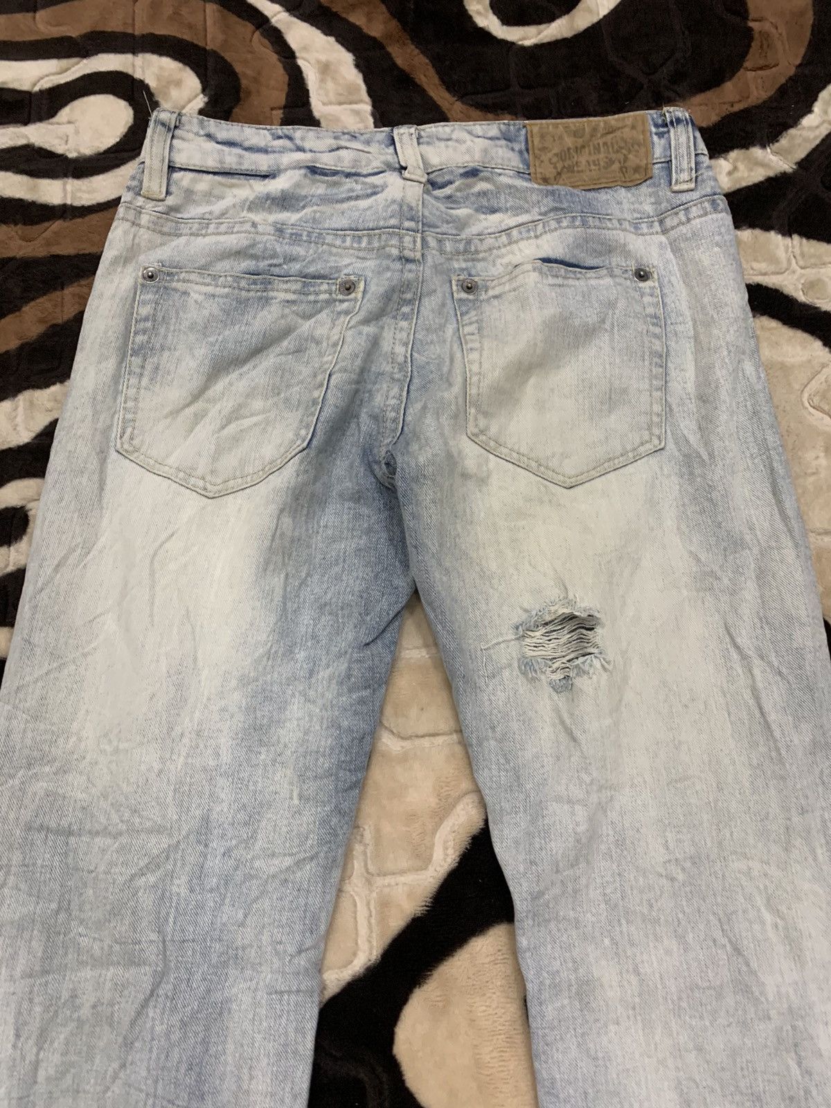 Japanese Brand THE VINTAGE STANDARD Studded Original Jean Distressed Denim Size US 30 / EU 46 - 12 Thumbnail