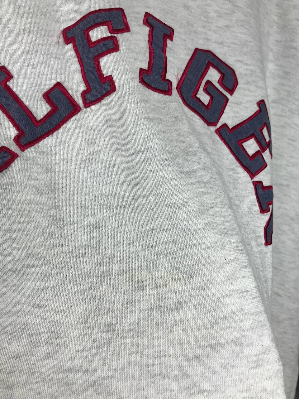 Tommy Hilfiger Tommy Hilfiger vintage luxury sweatshirt Size US XL / EU 56 / 4 - 7 Thumbnail