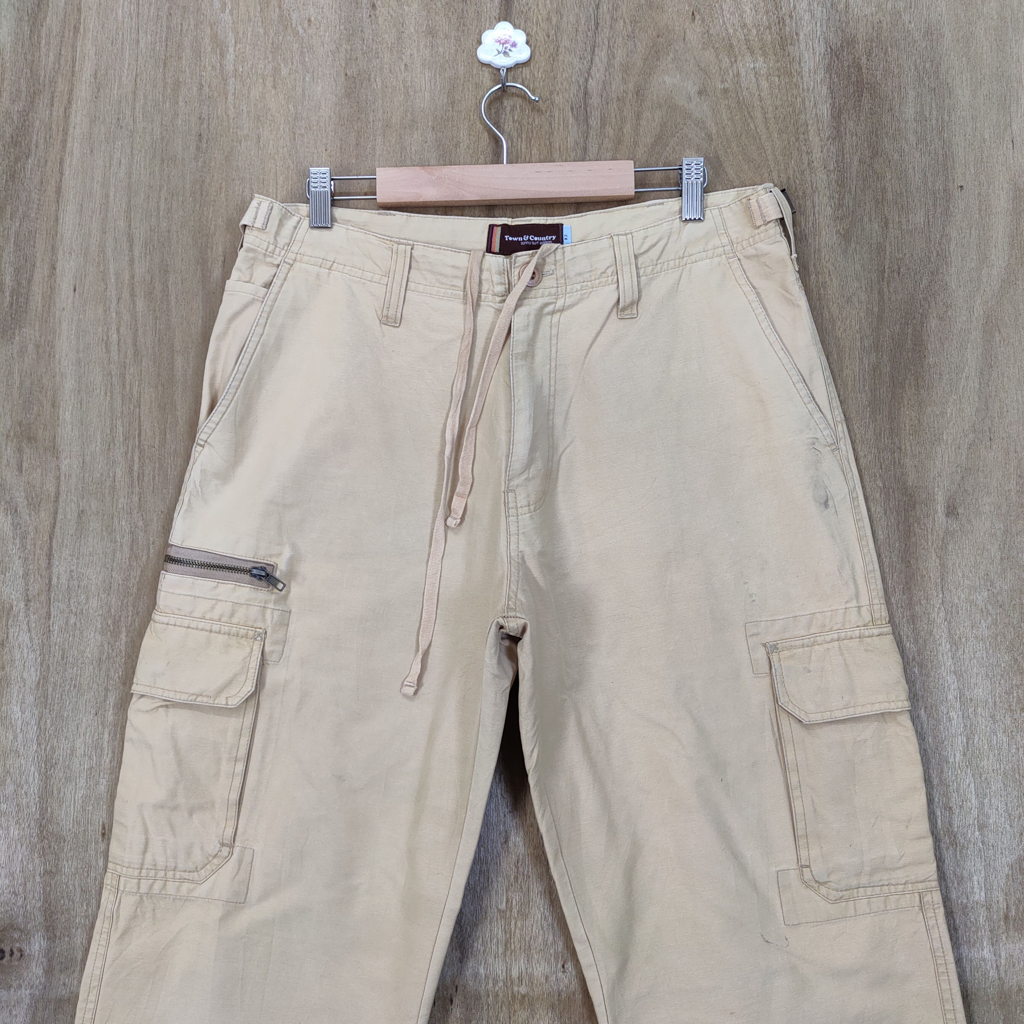 Japanese Brand JAPANESE BRAND KHAKI BAGGY CARGO PANTS Size US 32 / EU 48 - 2 Thumbnail