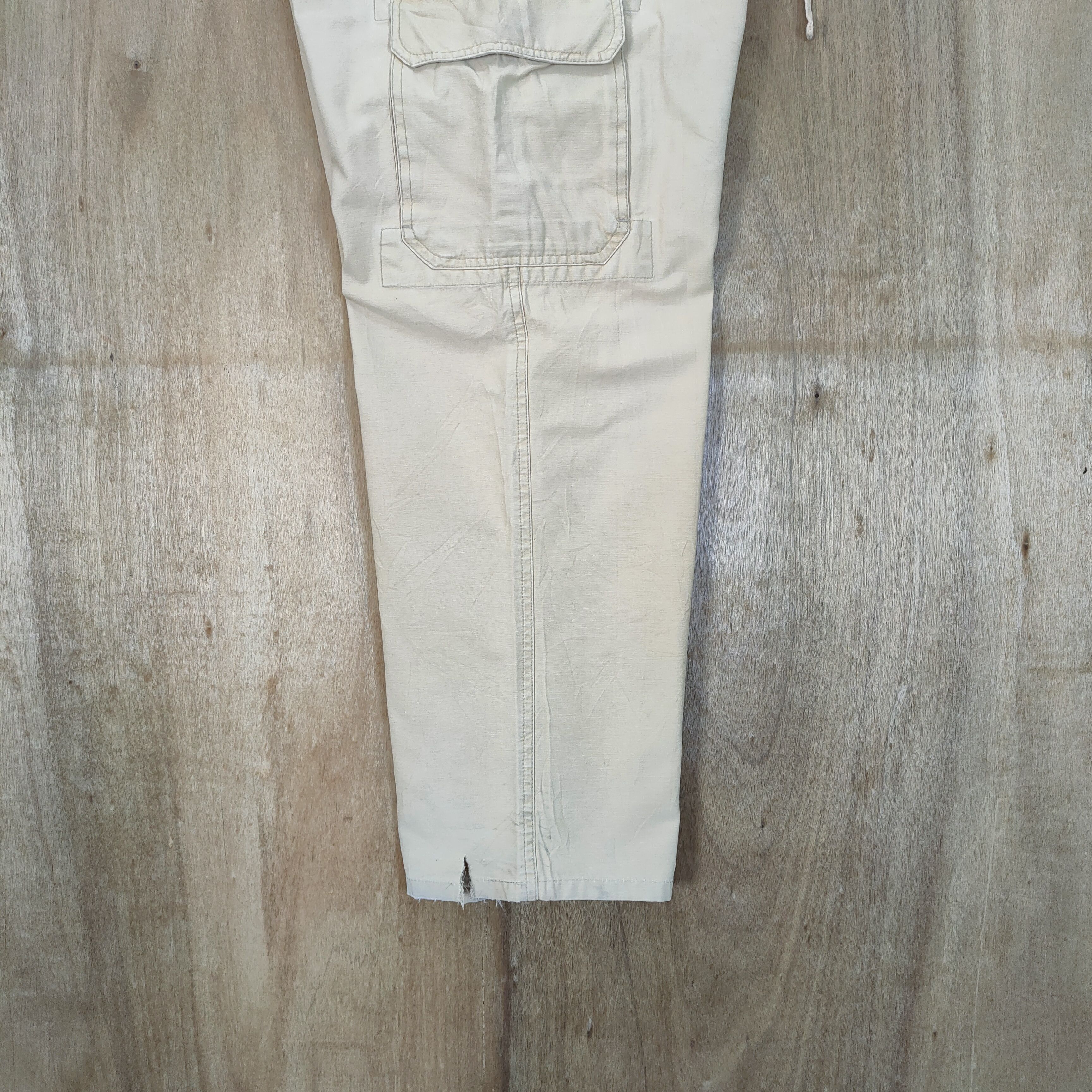 Japanese Brand JAPANESE BRAND KHAKI BAGGY CARGO PANTS Size US 32 / EU 48 - 10 Thumbnail
