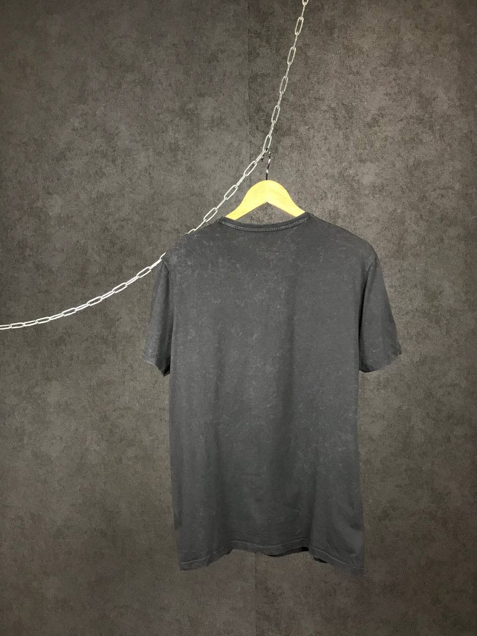 Band Tees Queen vintage rock band tee Size US S / EU 44-46 / 1 - 5 Thumbnail