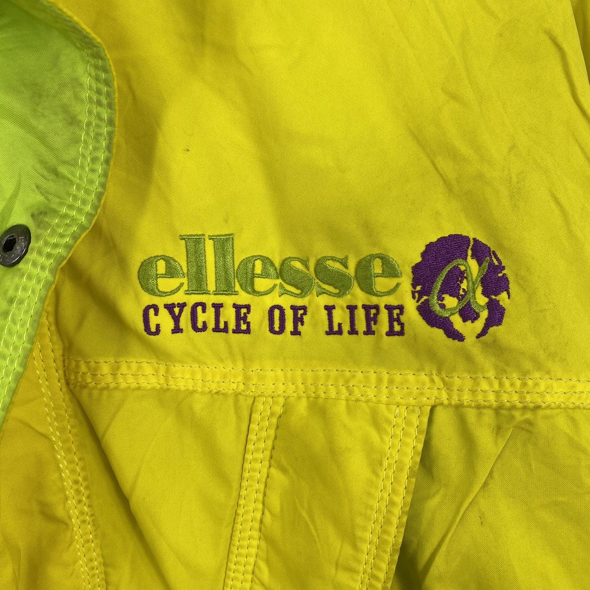 Ellesse Vintage 90s ELLESSE ITALY Cycle of Life Embroid Brand Pocket Size US L / EU 52-54 / 3 - 3 Thumbnail