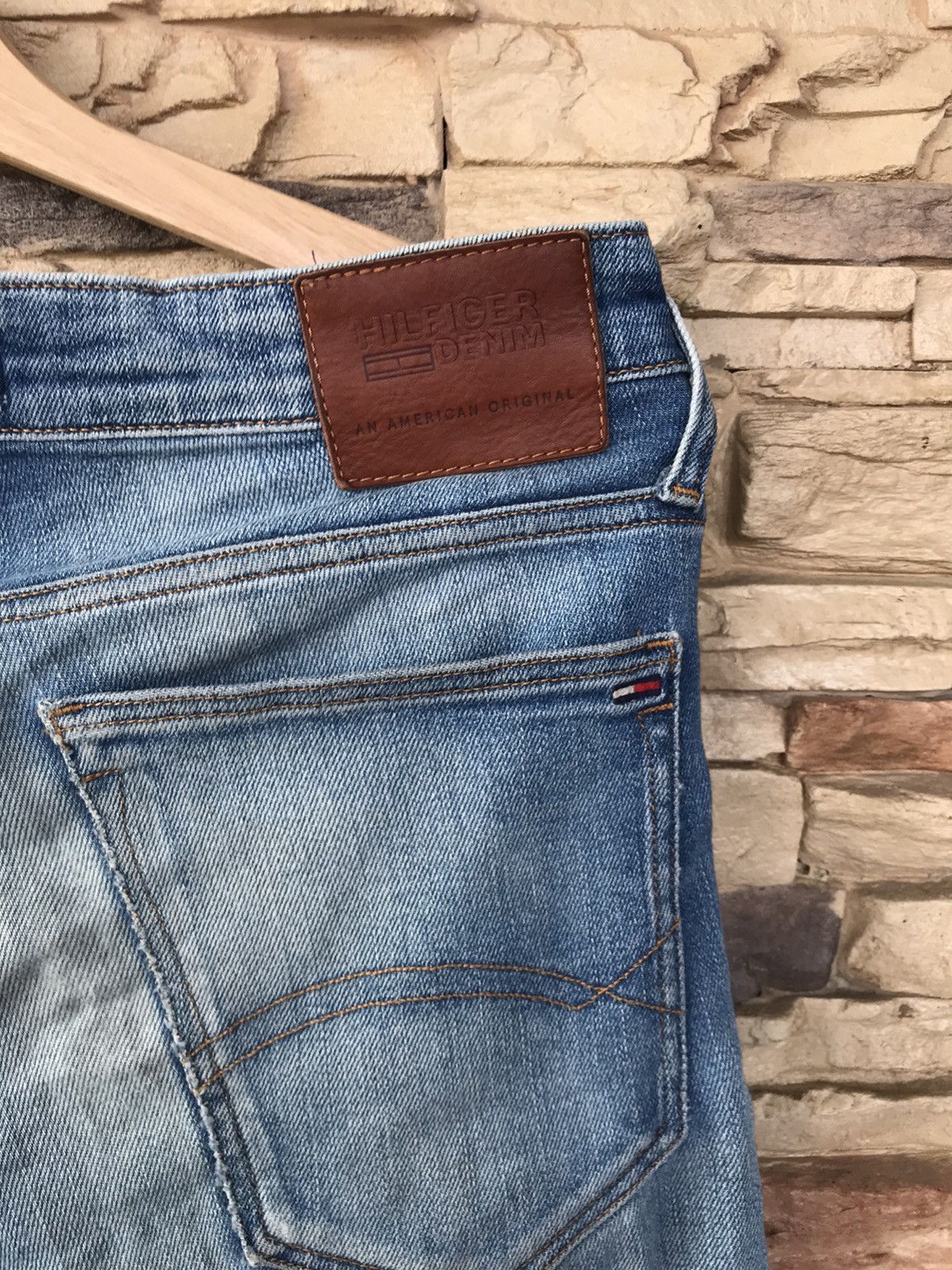 Tommy Hilfiger Vintage Hilfiger Denim Distressed Jeans Size US 32 / EU 48 - 10 Thumbnail