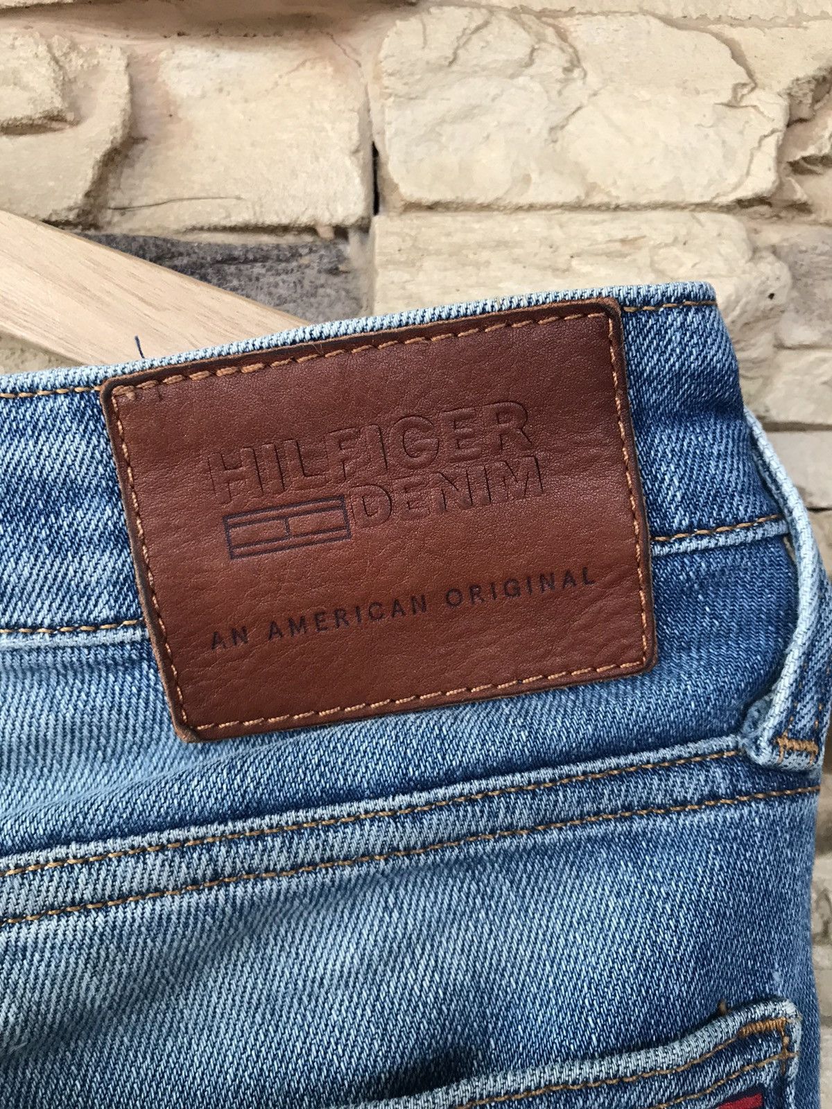 Tommy Hilfiger Vintage Hilfiger Denim Distressed Jeans Size US 32 / EU 48 - 11 Thumbnail