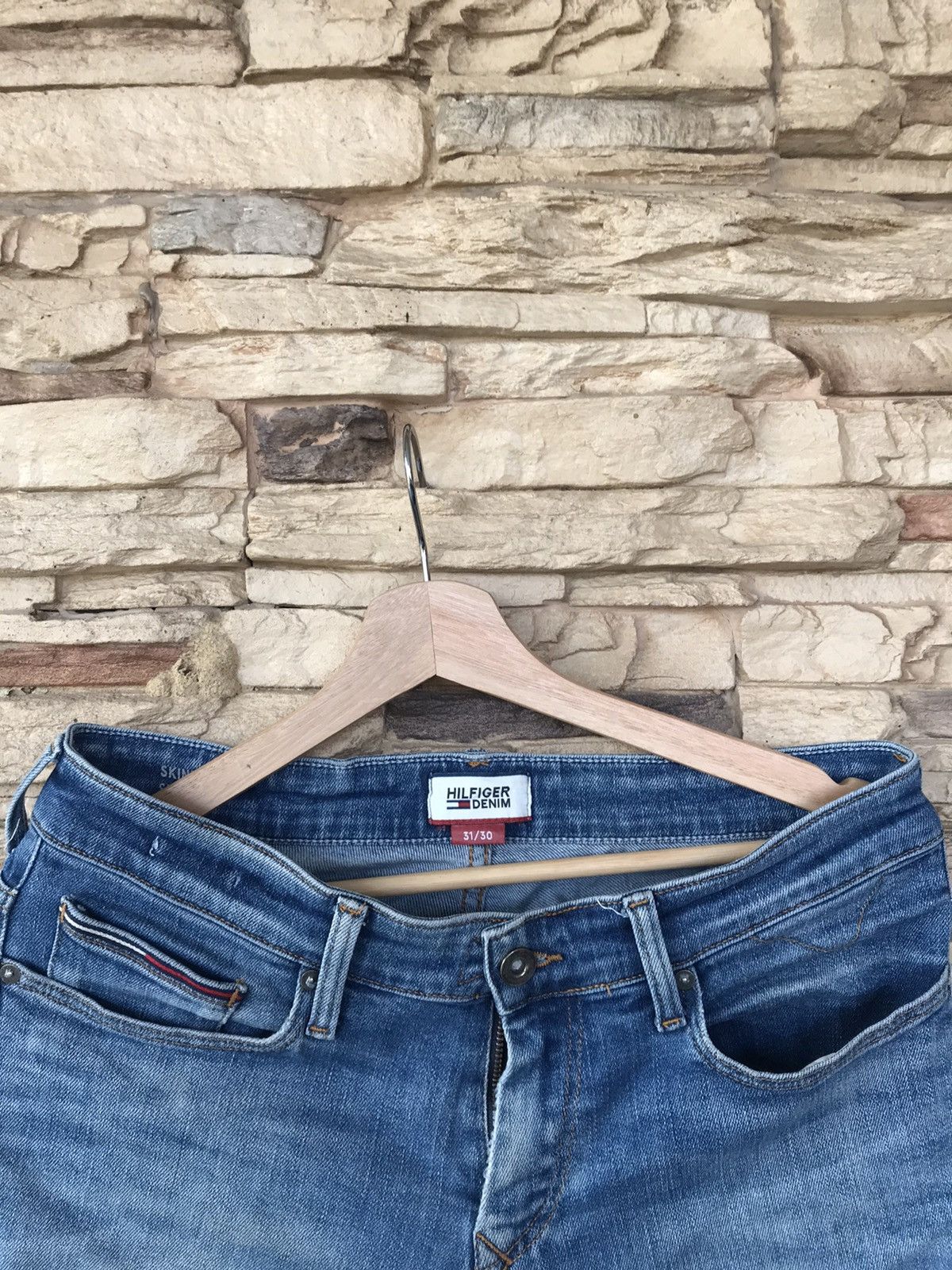 Tommy Hilfiger Vintage Hilfiger Denim Distressed Jeans Size US 32 / EU 48 - 3 Thumbnail