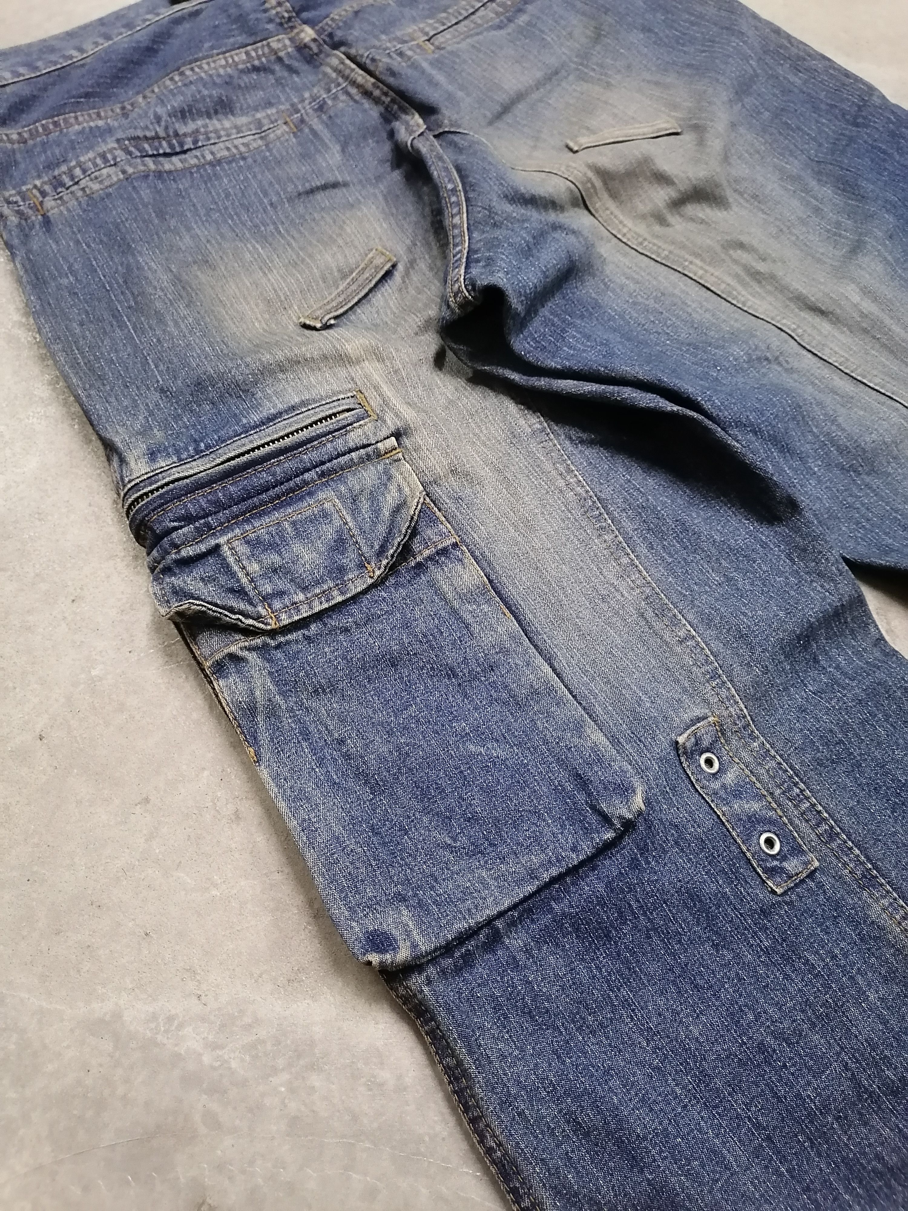 Japanese Brand × PPFM 🔥Multipocket Ppfm Tactical Parachute Denim Jeans⚡⚡⚡ Size US 31 - 13 Thumbnail