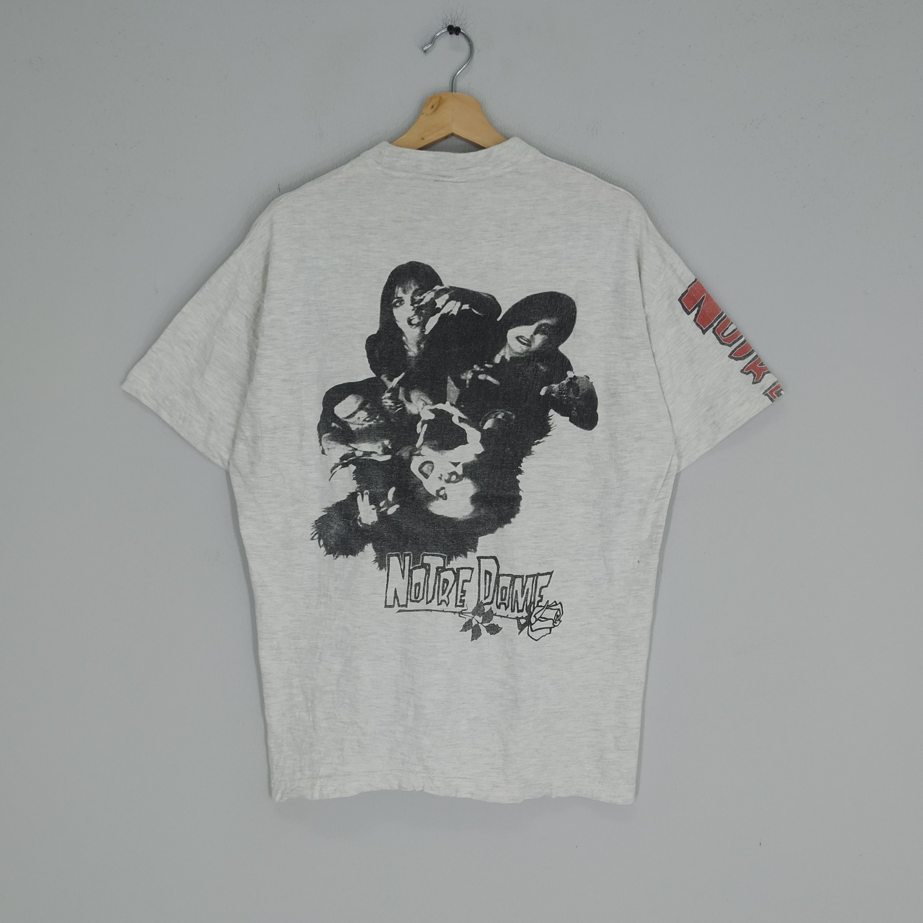 Band Tees Vintage 90s Notre Dame Nightmare Before Christmas Album Rock Size US L / EU 52-54 / 3 - 2 Thumbnail