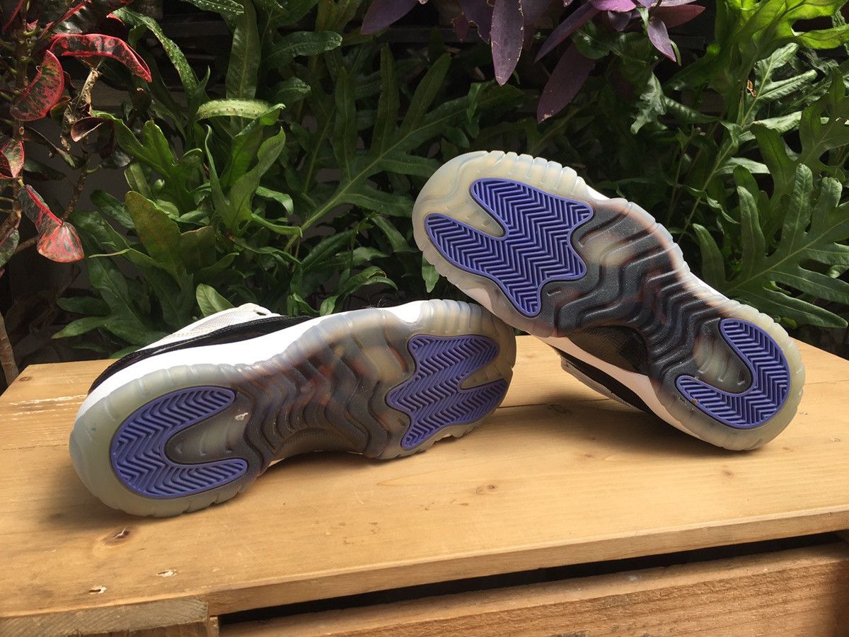 Jordan Brand × Nike Nike Air Jordan 11 Low BG Concord 2013 Size US 7 / EU 40 - 14 Thumbnail