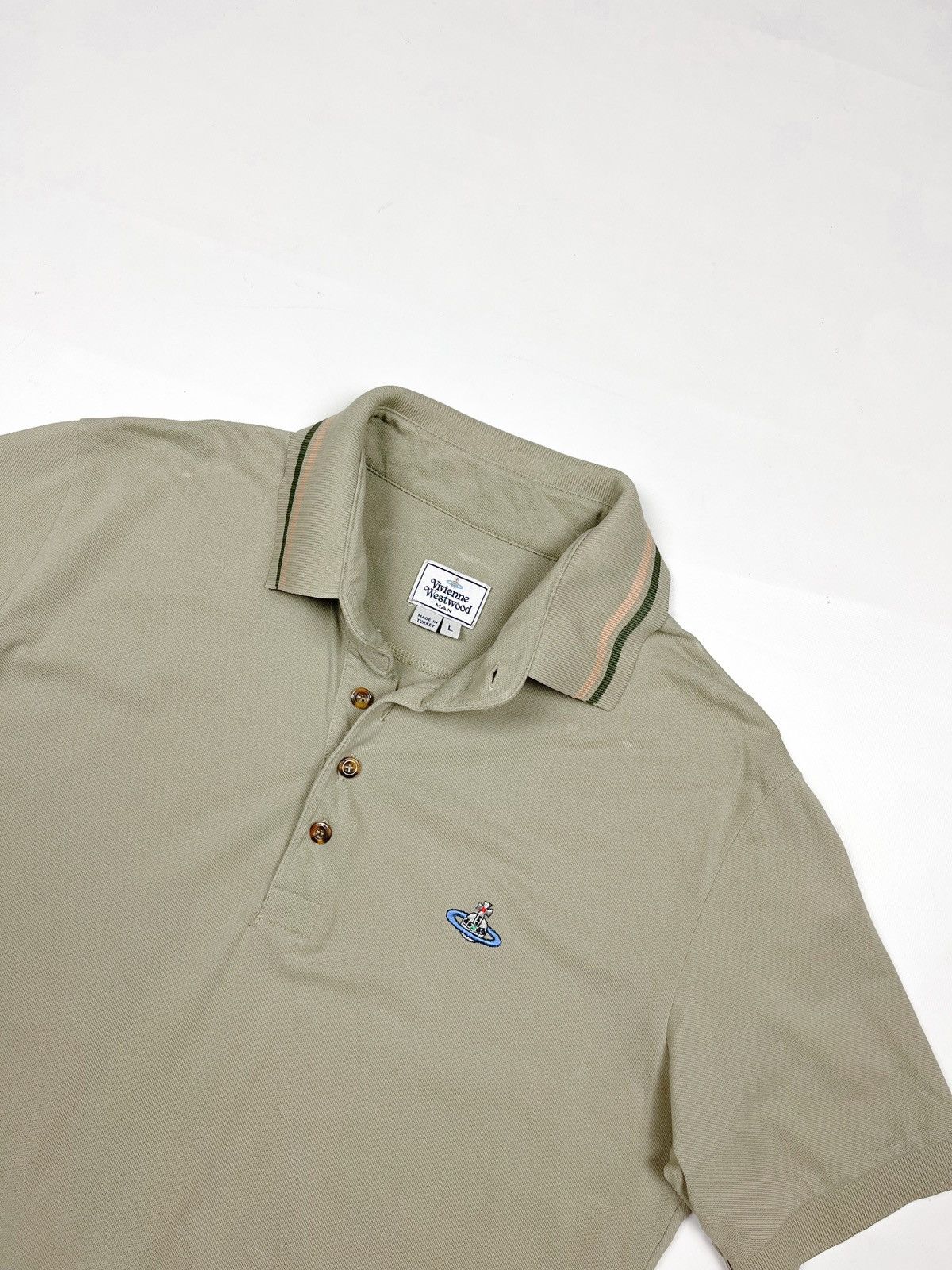 Vivienne Westwood Vivienne Westwoood light khaki polo tshirt L Size US L / EU 52-54 / 3 - 2 Thumbnail