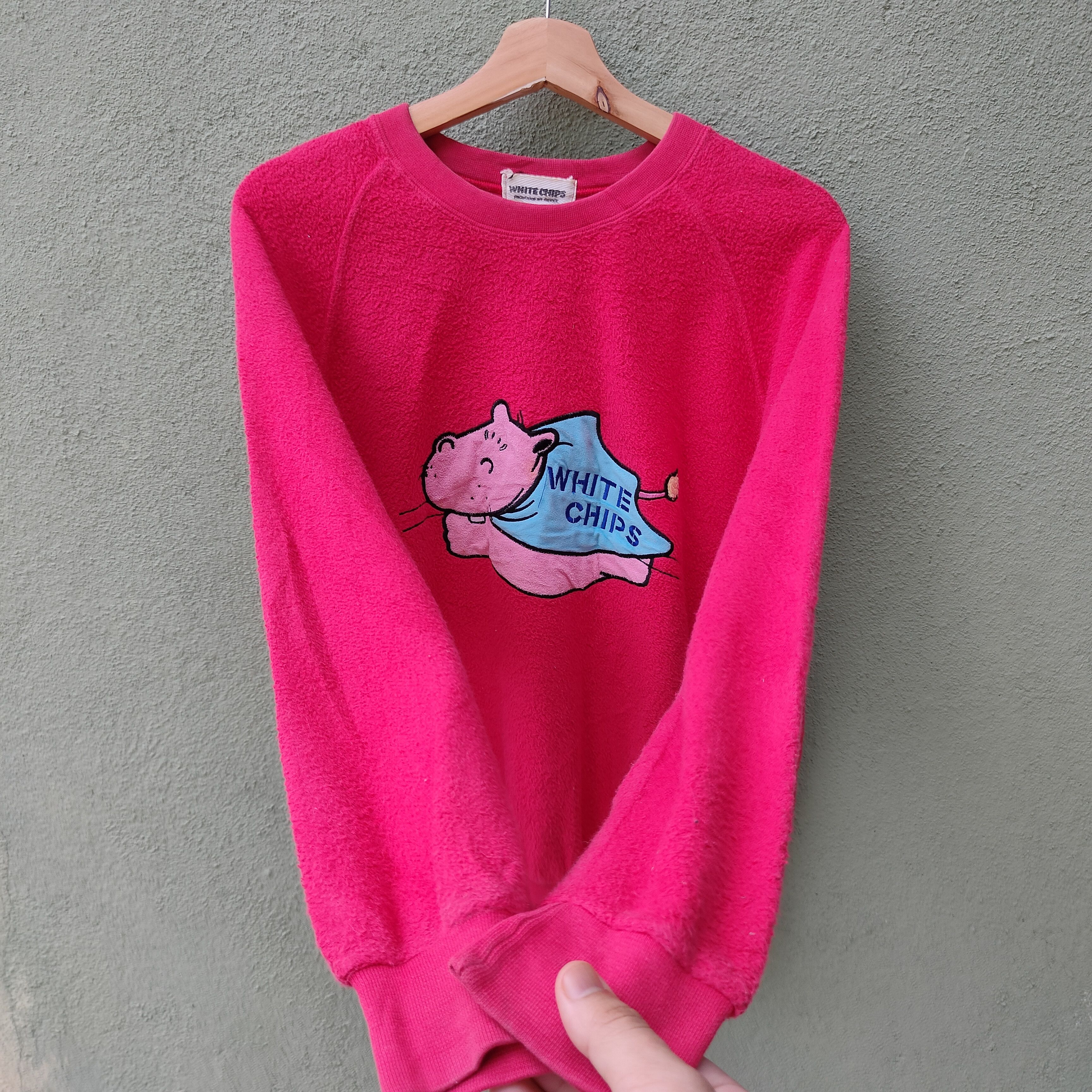 Designer × Japanese Brand Vintage White Chips Nice Design Big Logo Sweatshirt Size US L / EU 52-54 / 3 - 5 Thumbnail