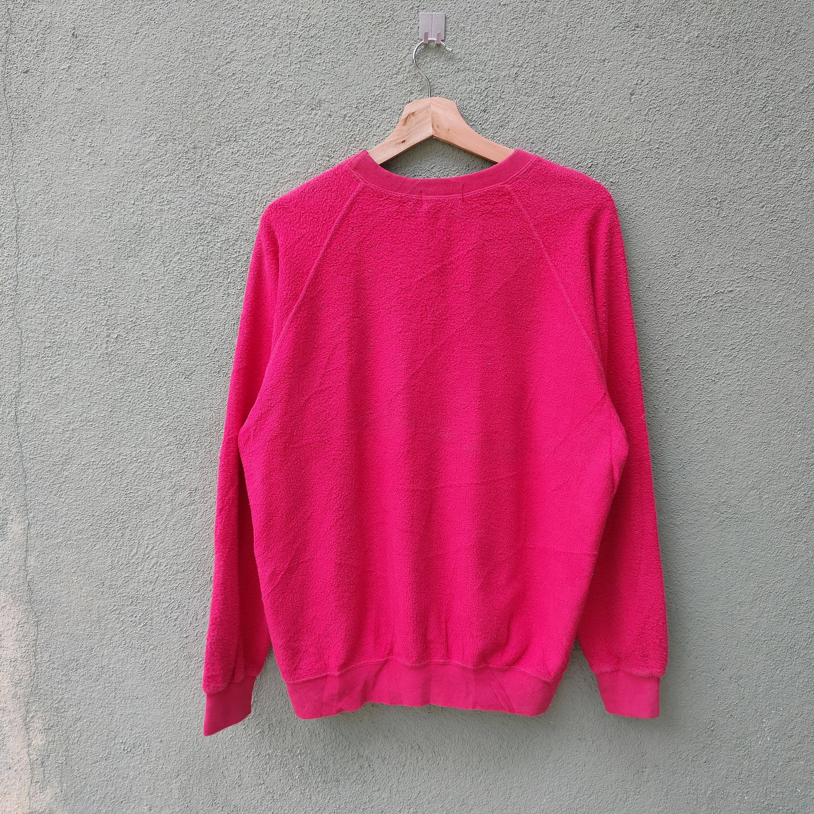 Designer × Japanese Brand Vintage White Chips Nice Design Big Logo Sweatshirt Size US L / EU 52-54 / 3 - 10 Thumbnail