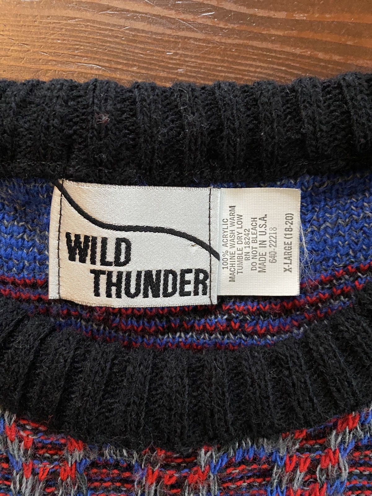 Vintage Vintage 80’s Wild Thunder Abstract 3D Knit Sweater Size US S / EU 44-46 / 1 - 5 Thumbnail