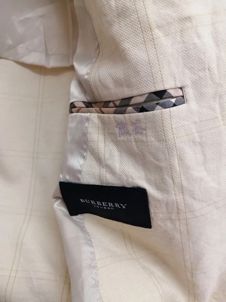 Burberry BURBERRY Checkered Casual Blazers - Size L Size US L / EU 52-54 / 3 - 4 Thumbnail