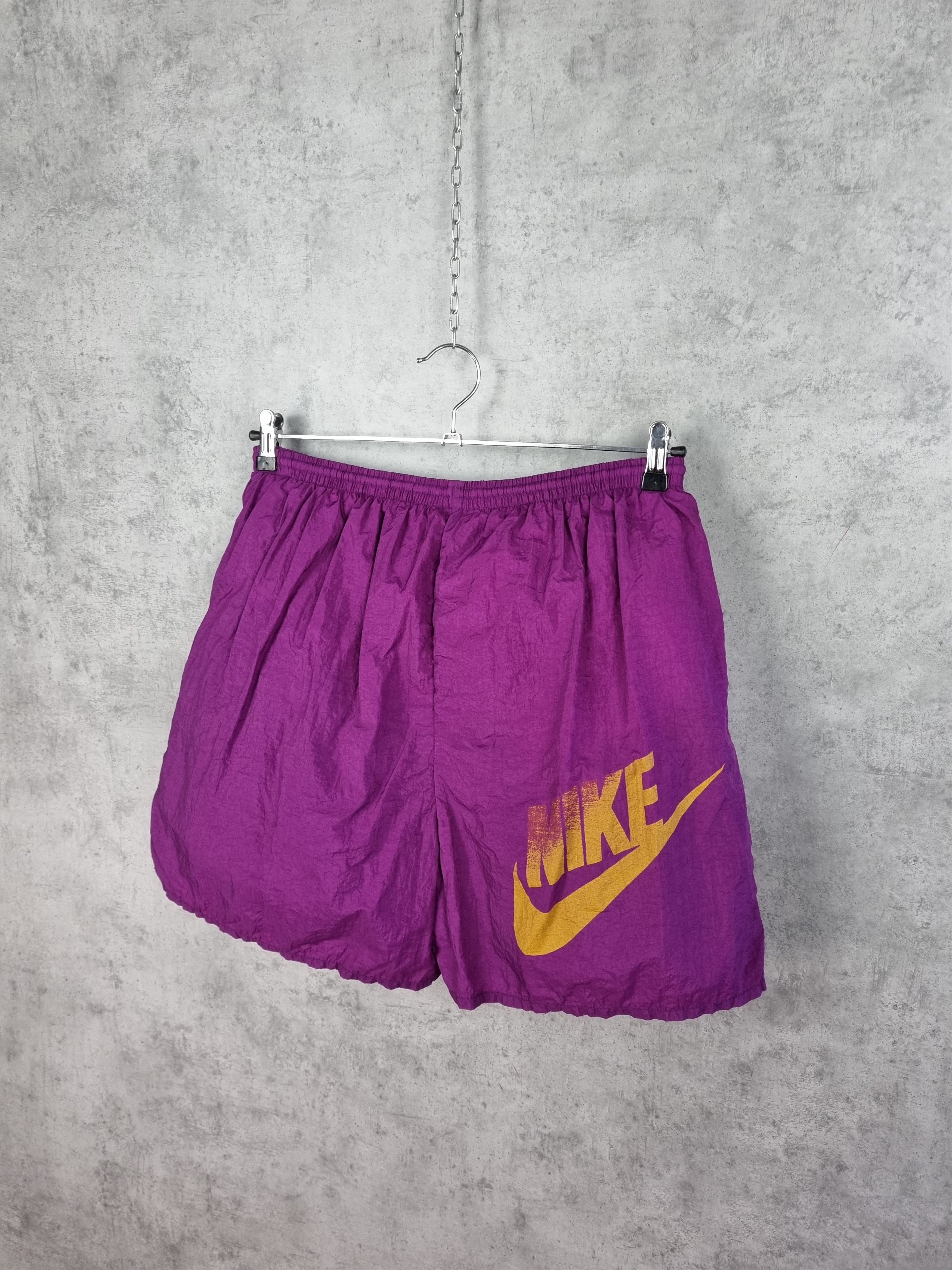 Nike × Vintage 90s NIKE Big Logo Nylon Sports Running Shorts Size US 32 / EU 48 - 10 Thumbnail