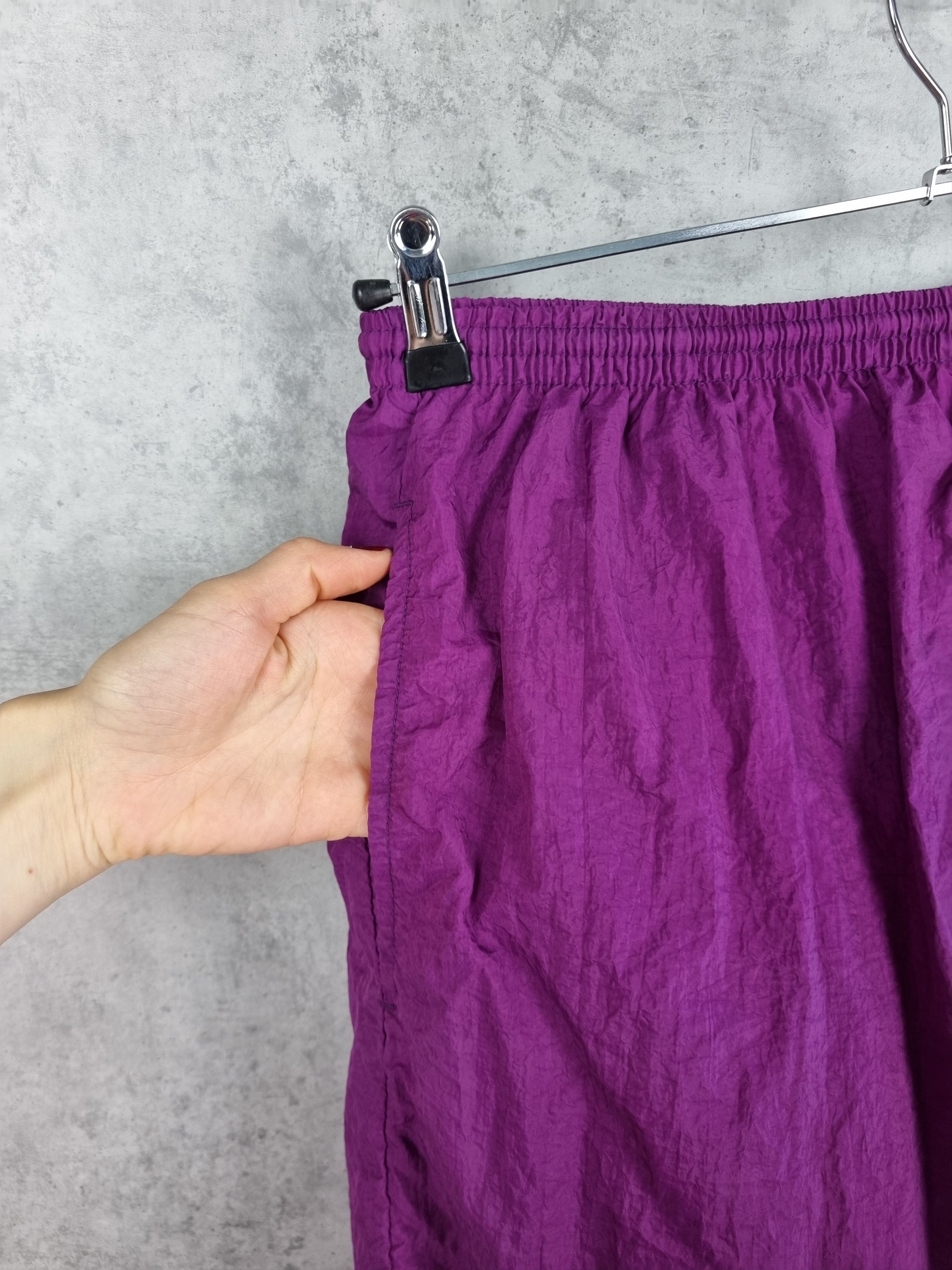 Nike × Vintage 90s NIKE Big Logo Nylon Sports Running Shorts Size US 32 / EU 48 - 5 Thumbnail