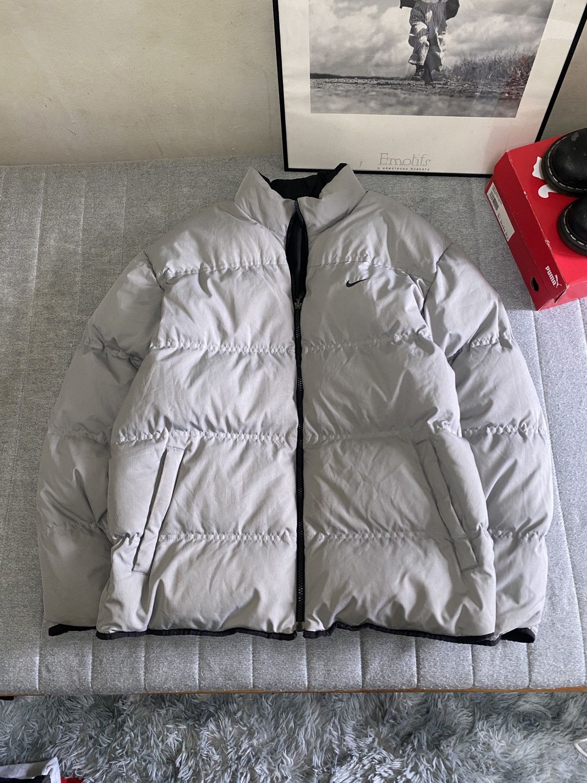 2000'S Nike padded puffer jacket, men's size L unclear Beige type Vintage Second Hand