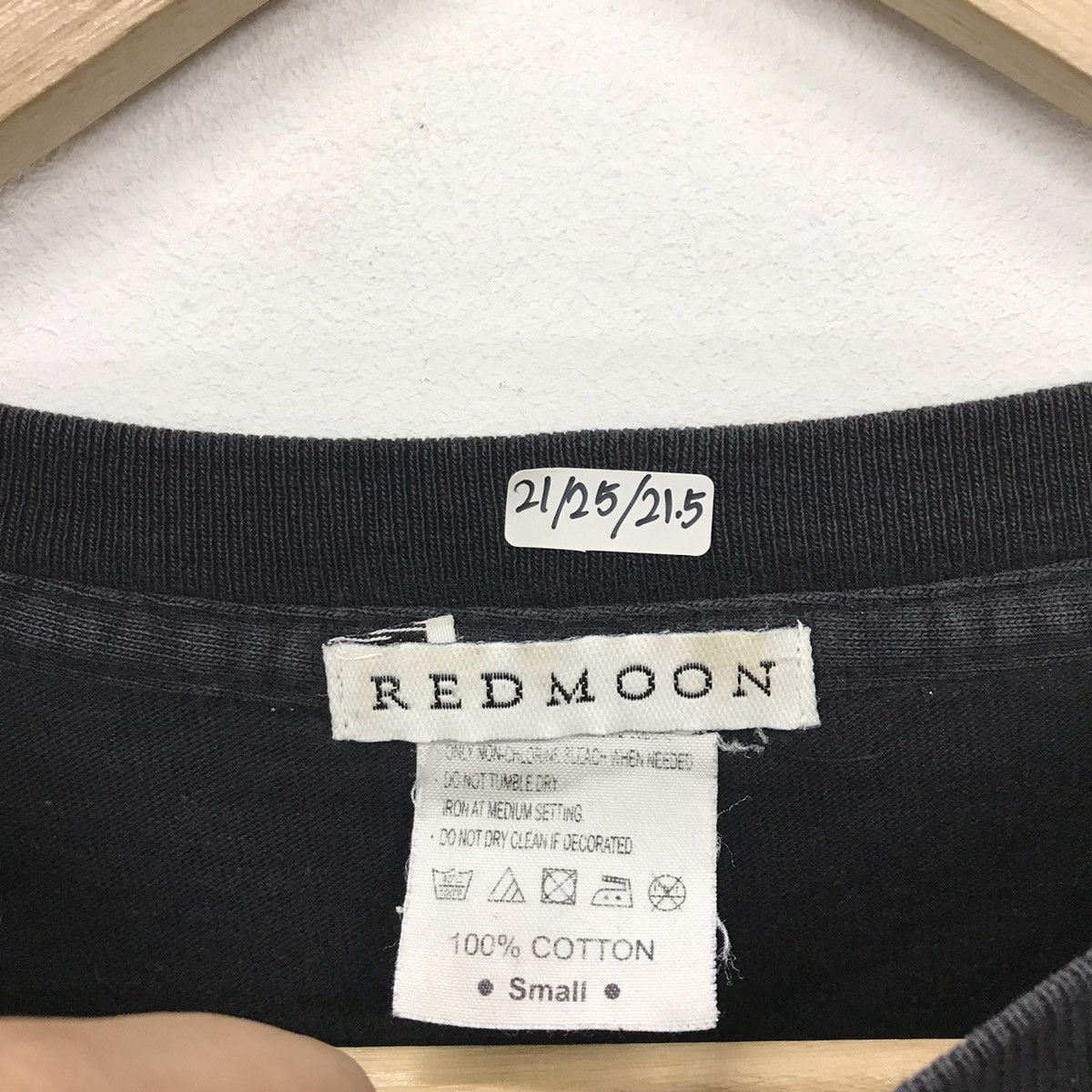 Japanese Brand × Redmoon Rare!! Redmoon Long Sleeve Tee Size US S / EU 44-46 / 1 - 12 Thumbnail