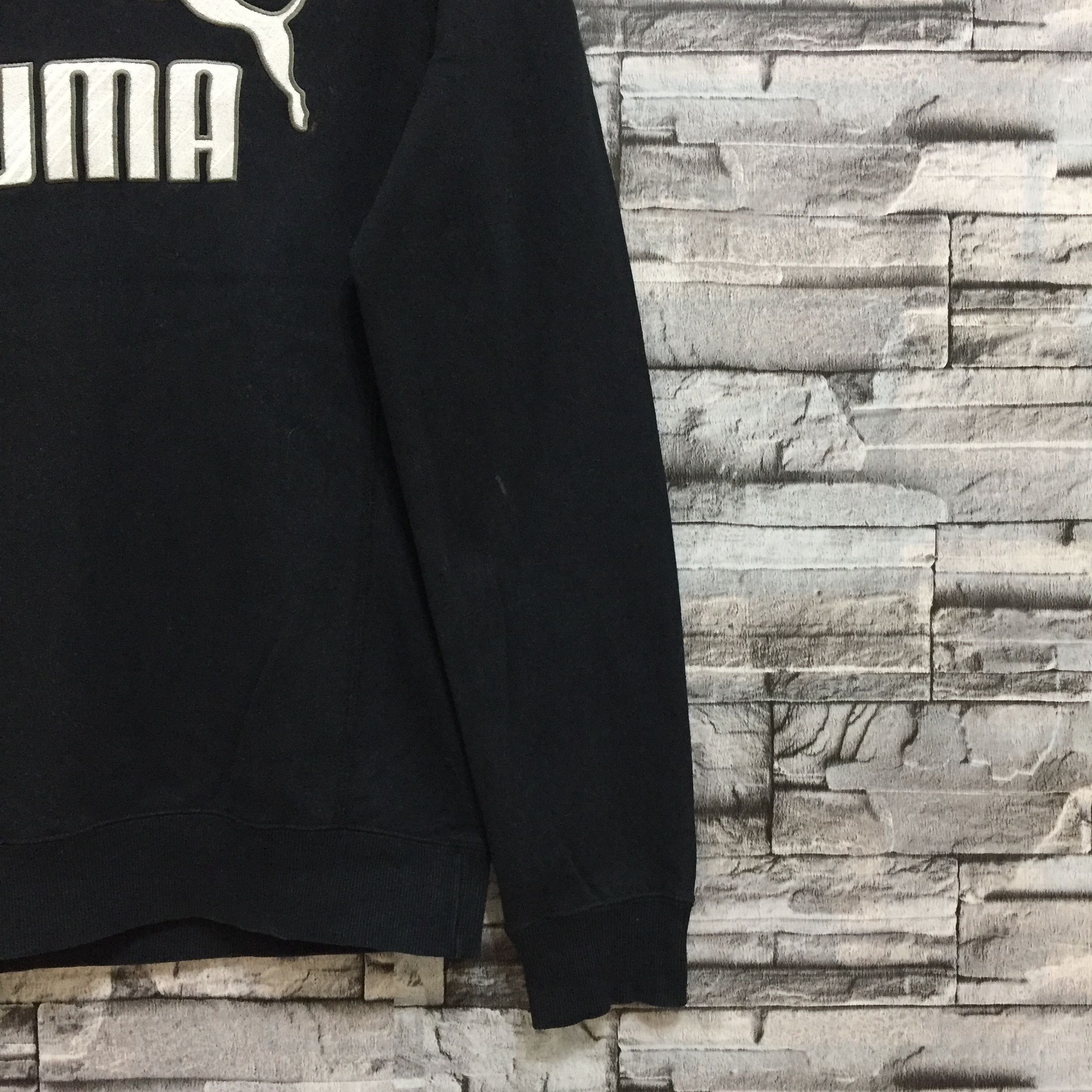 Puma Vintage Puma sweatshirt embroidered big logo size M black Size US M / EU 48-50 / 2 - 5 Thumbnail