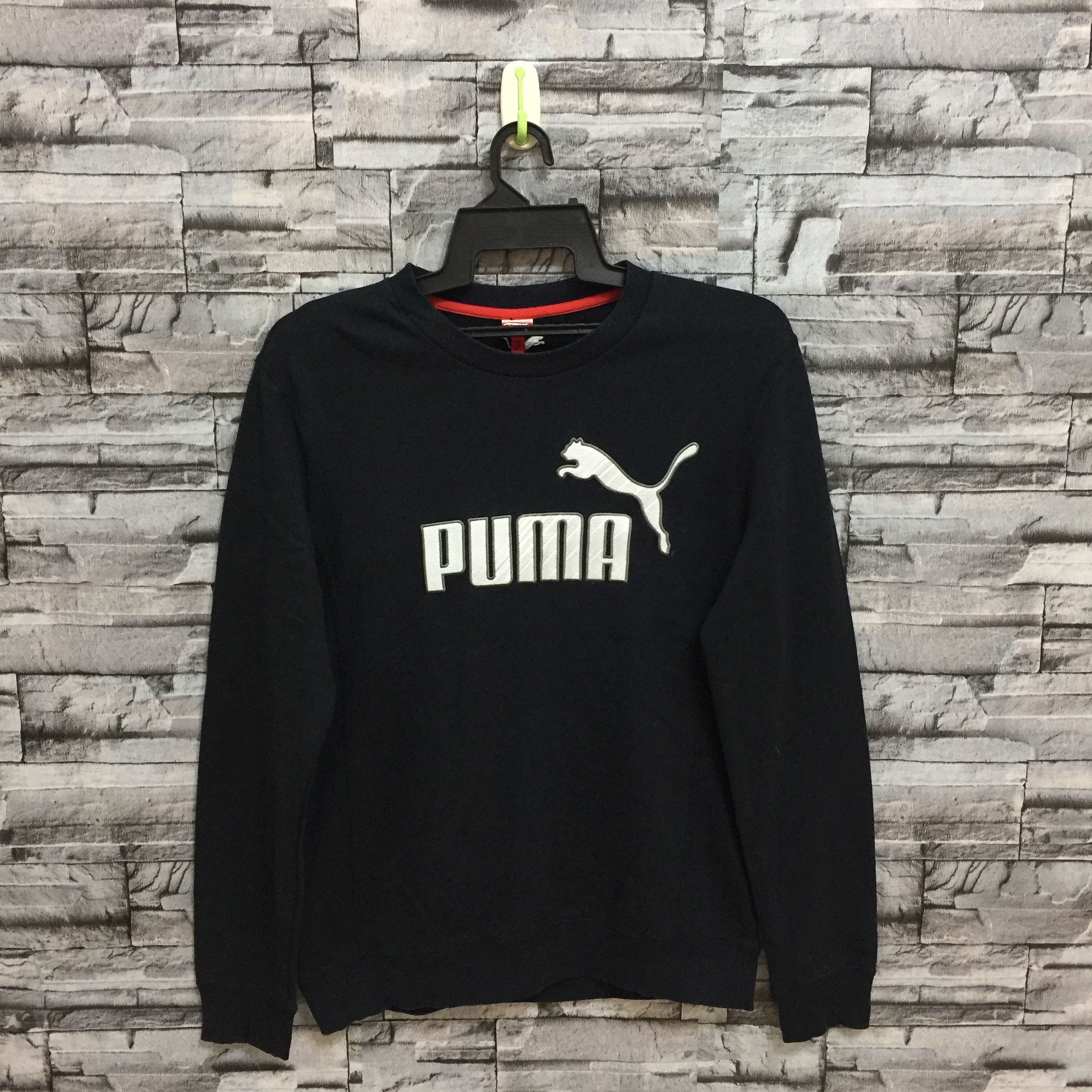 Puma Vintage Puma sweatshirt embroidered big logo size M black Size US M / EU 48-50 / 2 - 1 Thumbnail