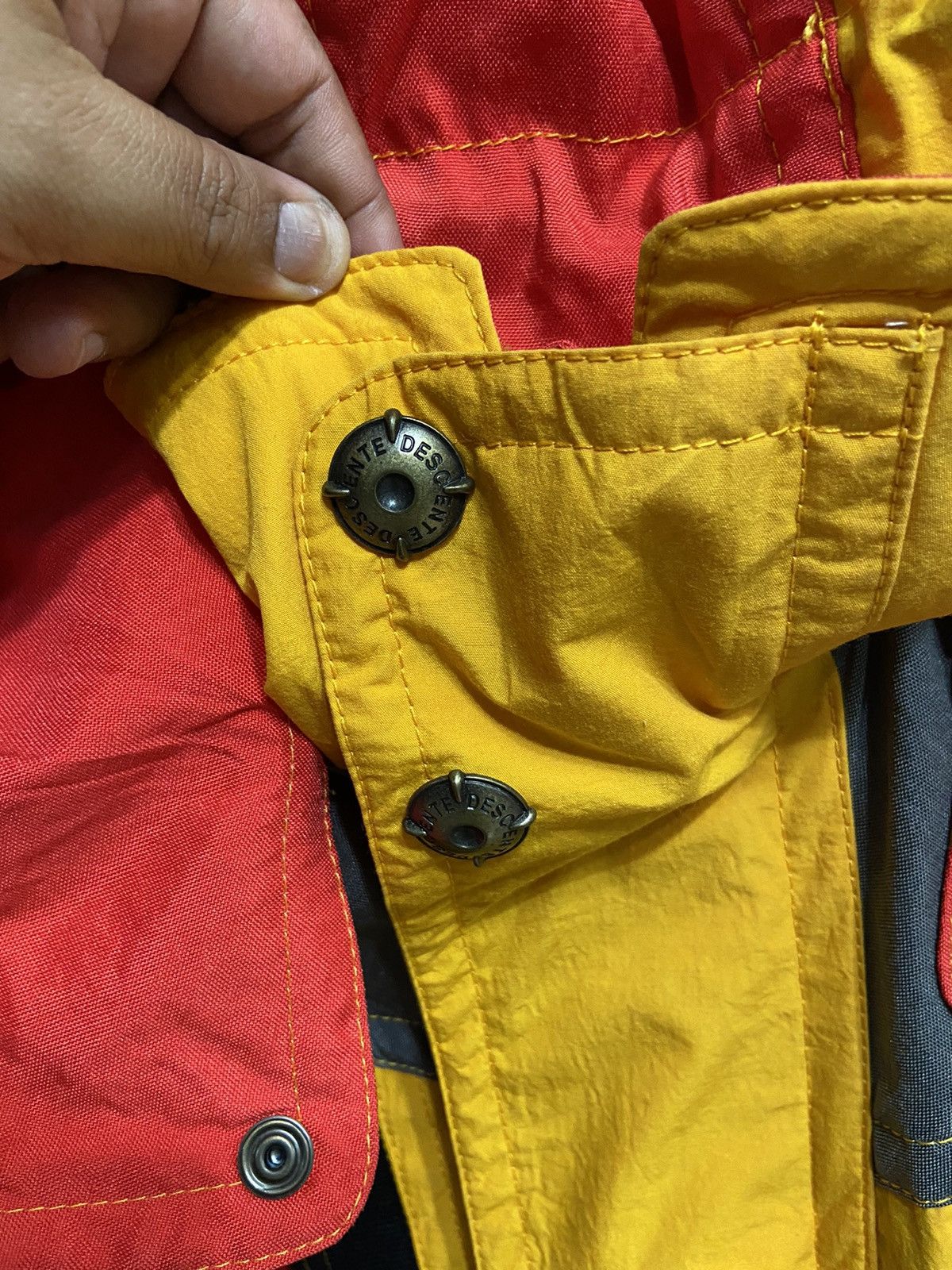 Descente Vintage Descente Jacket Ski Bomber Windbreaker Size US S / EU 44-46 / 1 - 3 Thumbnail