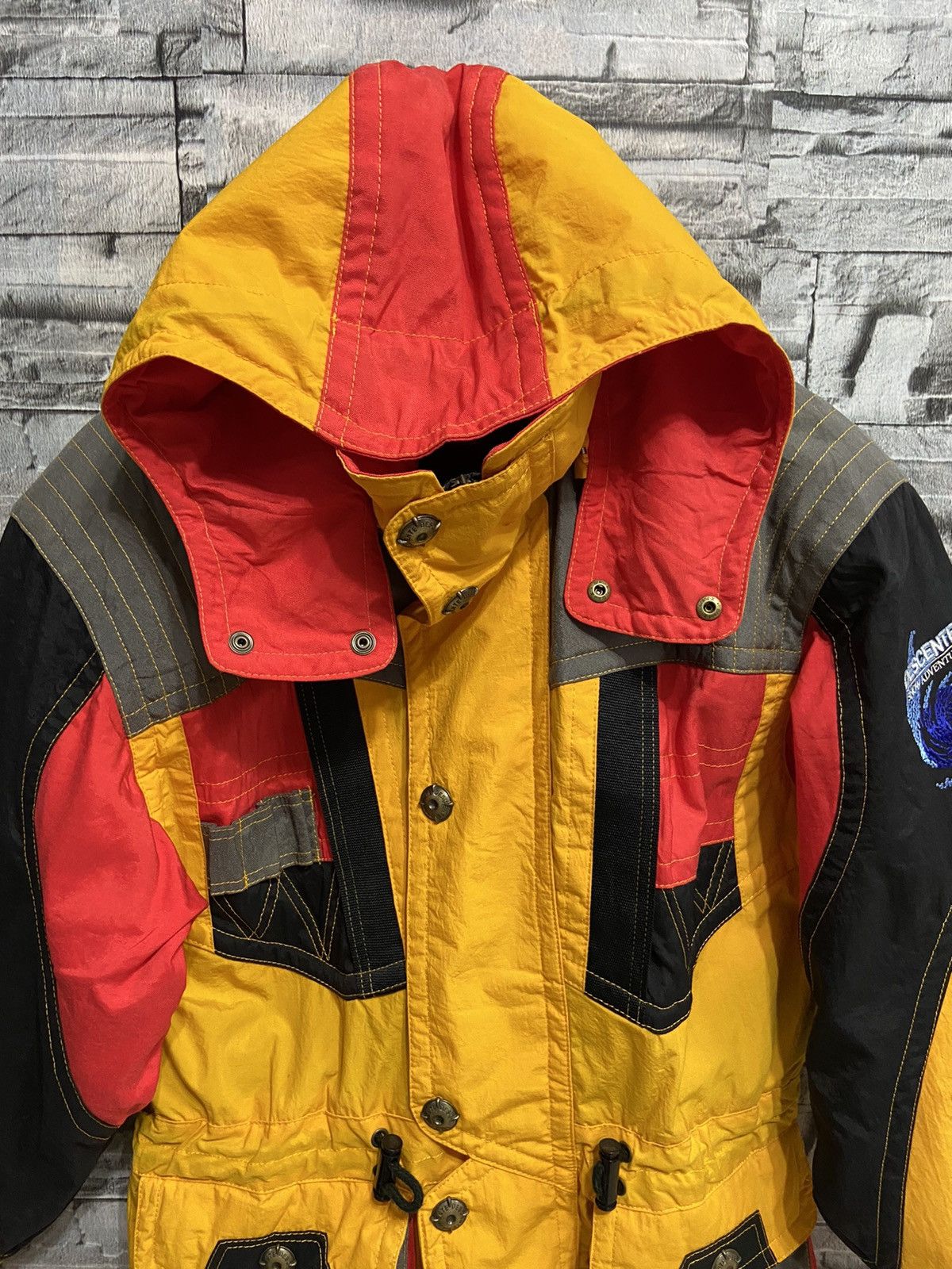 Descente Vintage Descente Jacket Ski Bomber Windbreaker Size US S / EU 44-46 / 1 - 2 Thumbnail