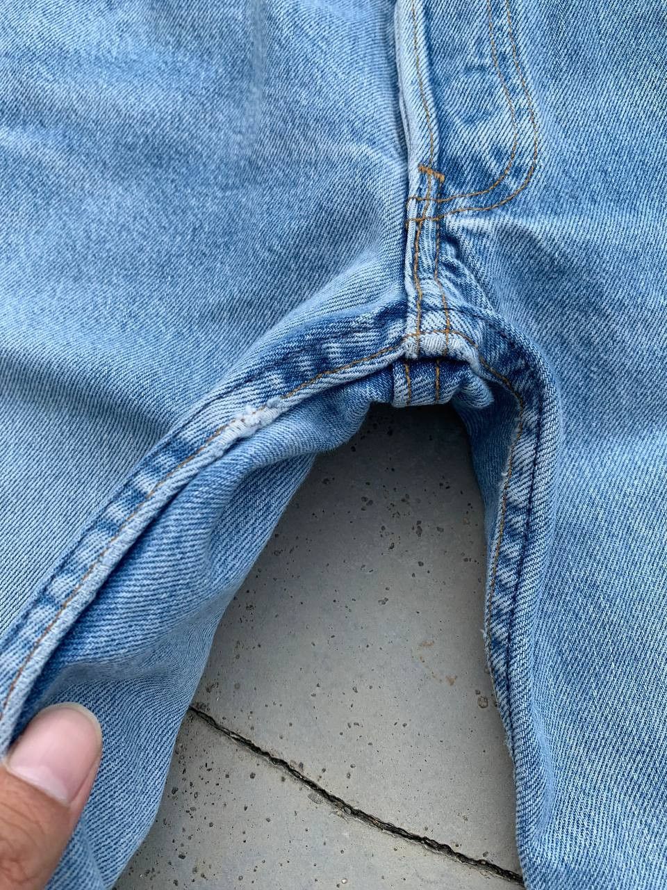 Levi's Levis 501 Button Fly Light Washed Distressed Vintage Jeans Size US 26 / EU 42 - 9 Thumbnail