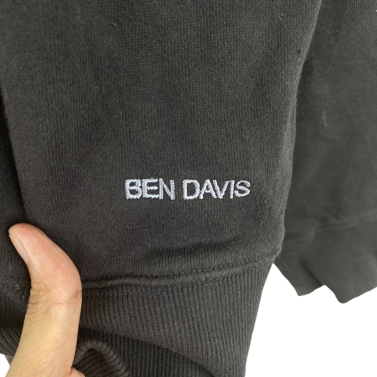 Ben Davis Vintage 90s BEN DAVIS Streetwear Black Sweatshirt Size US L / EU 52-54 / 3 - 4 Thumbnail