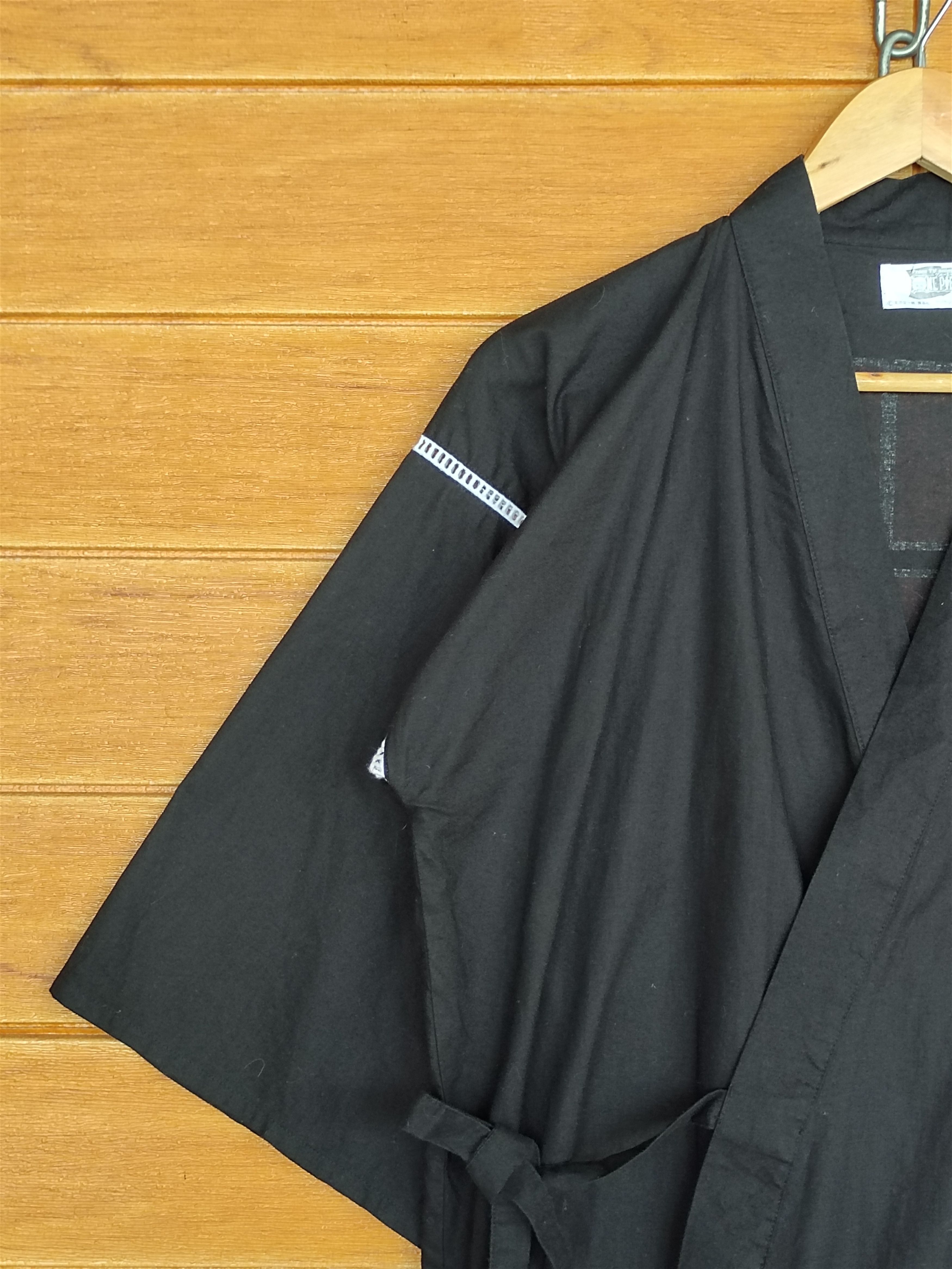 One Piece Vintage 1999 TV Animation Promo ONE PIECE Kimono Size US M / EU 48-50 / 2 - 9 Thumbnail