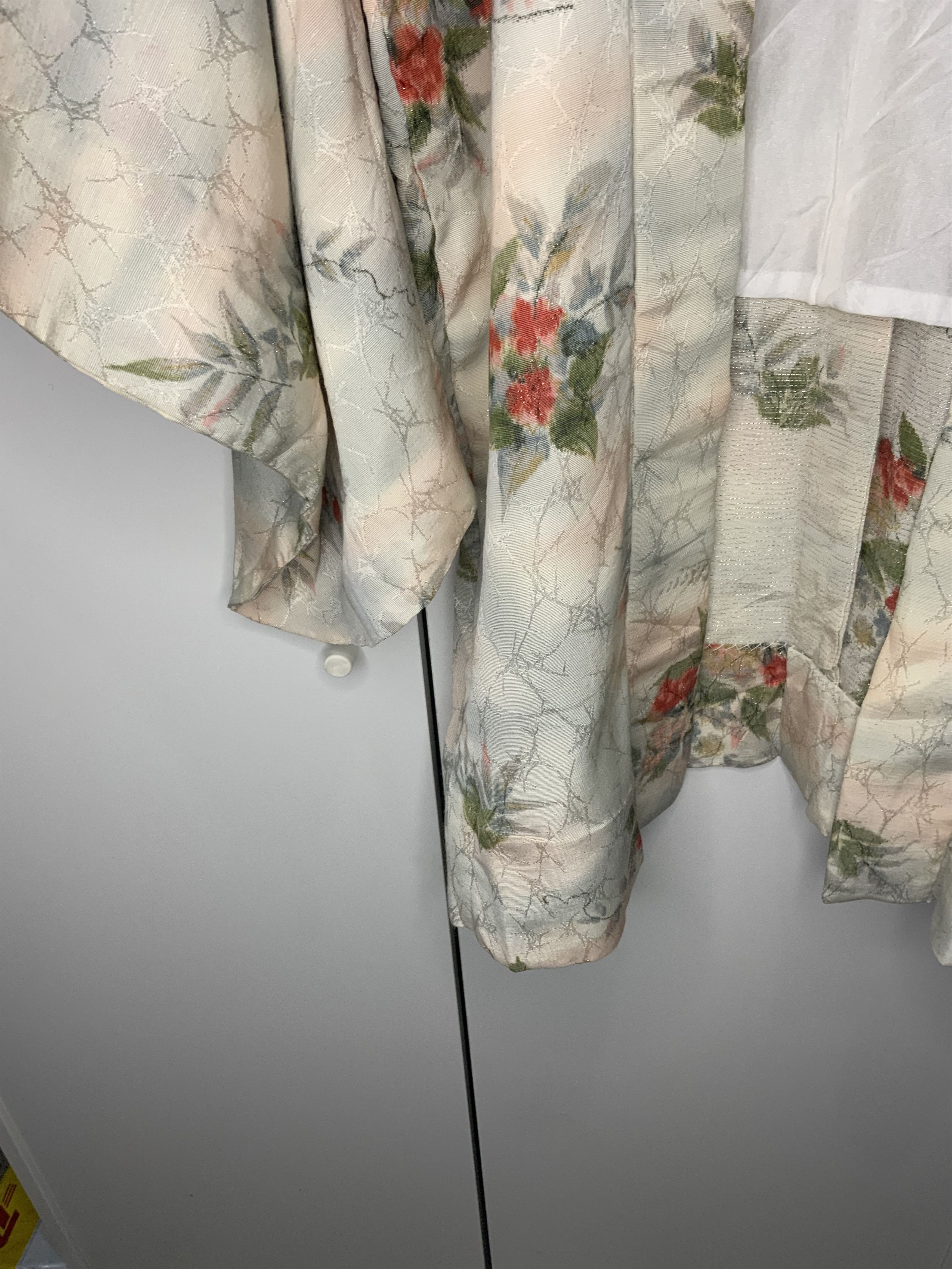Vintage Vintage Cardigan Kimono Floral Japanese Traditional Size US L / EU 52-54 / 3 - 5 Thumbnail