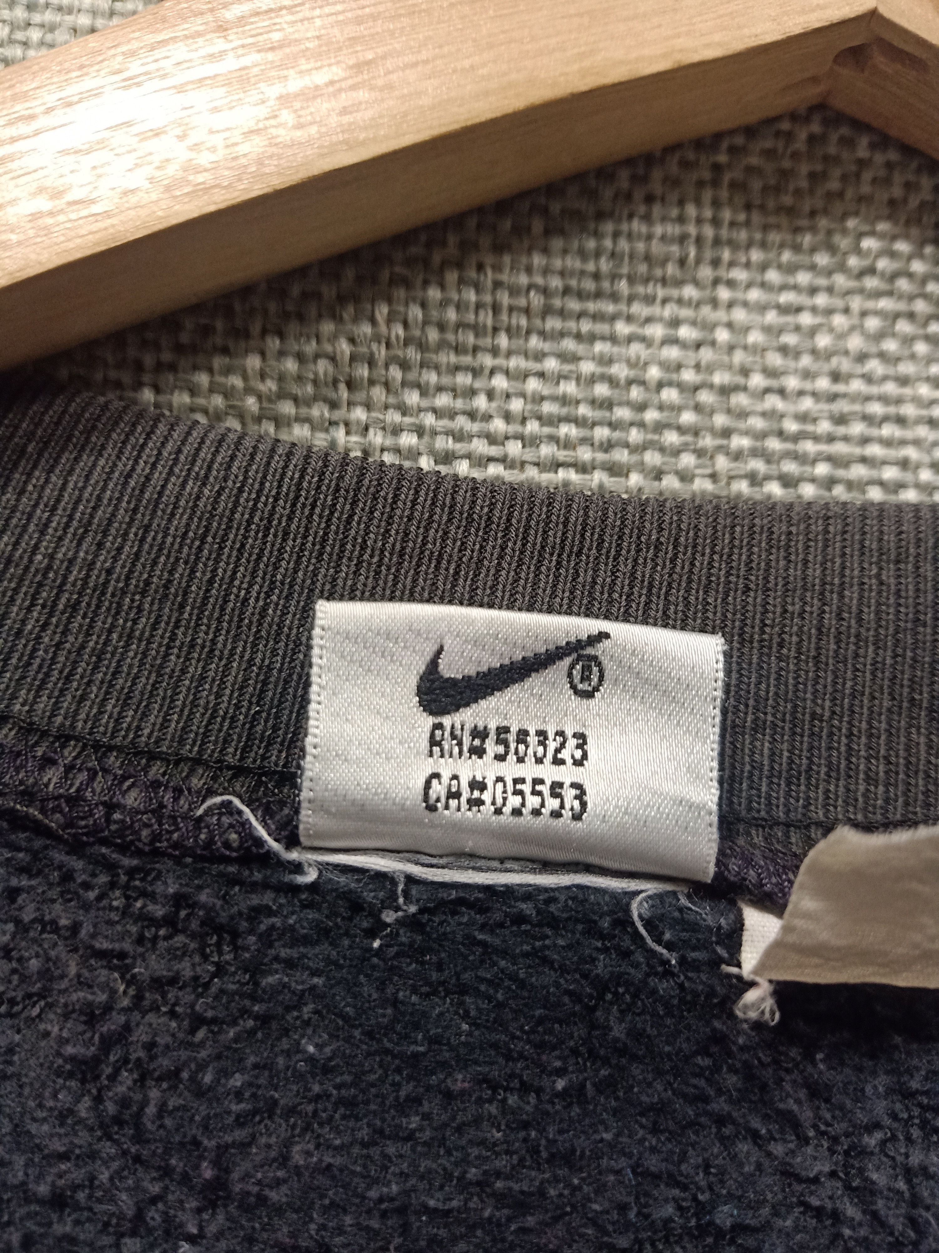 Nike ACG Vintage 90s sweatshirt nike acg small logo embroidery Size US L / EU 52-54 / 3 - 4 Thumbnail