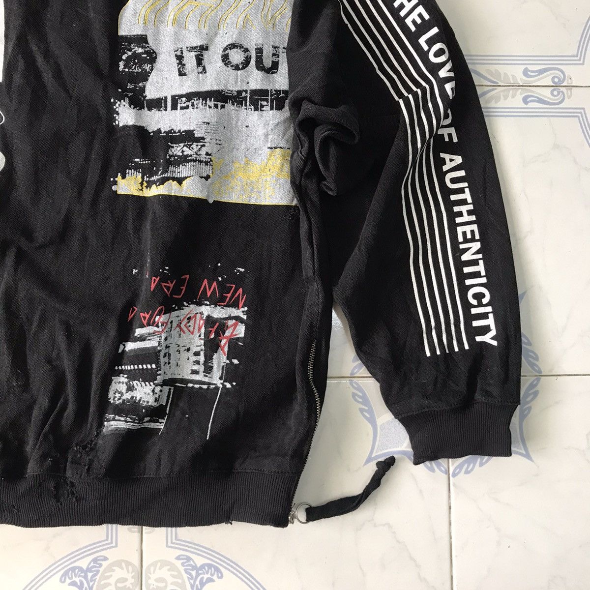 Zara Distress Zara Printed All Over Sweatshirt Like Size US M / EU 48-50 / 2 - 4 Thumbnail