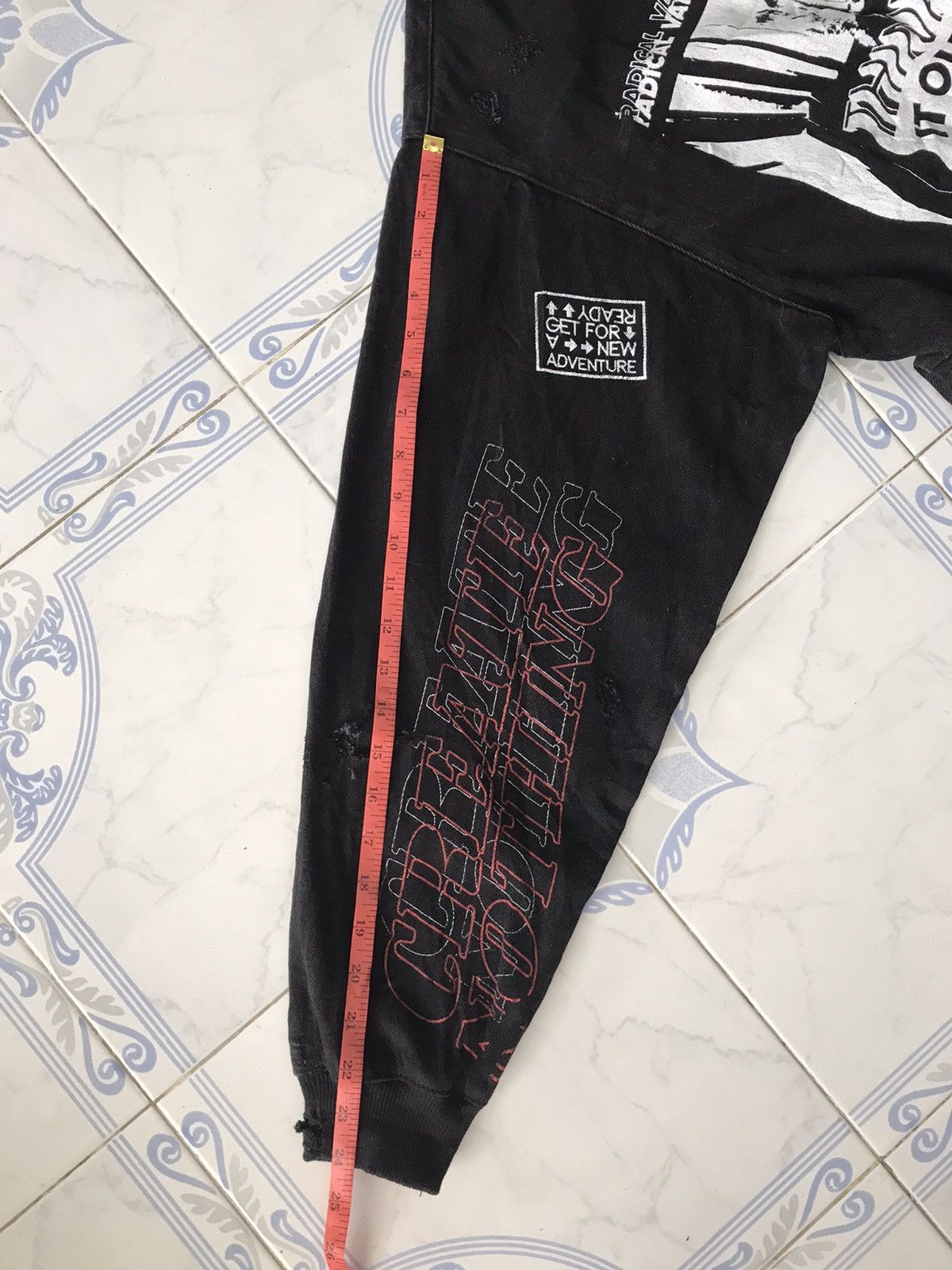Zara Distress Zara Printed All Over Sweatshirt Like Size US M / EU 48-50 / 2 - 18 Thumbnail